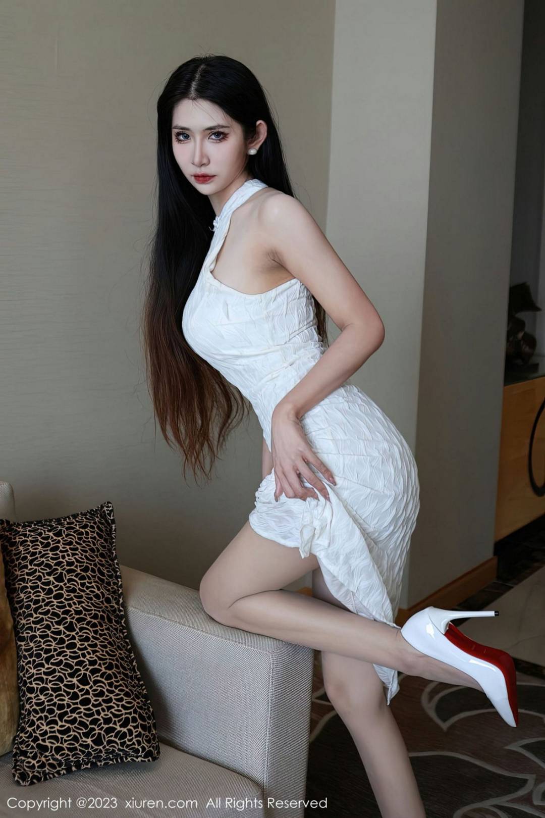 [XIUREN秀人网] 2023.03.20 NO.6438 依娜Yina [90P-990MB]