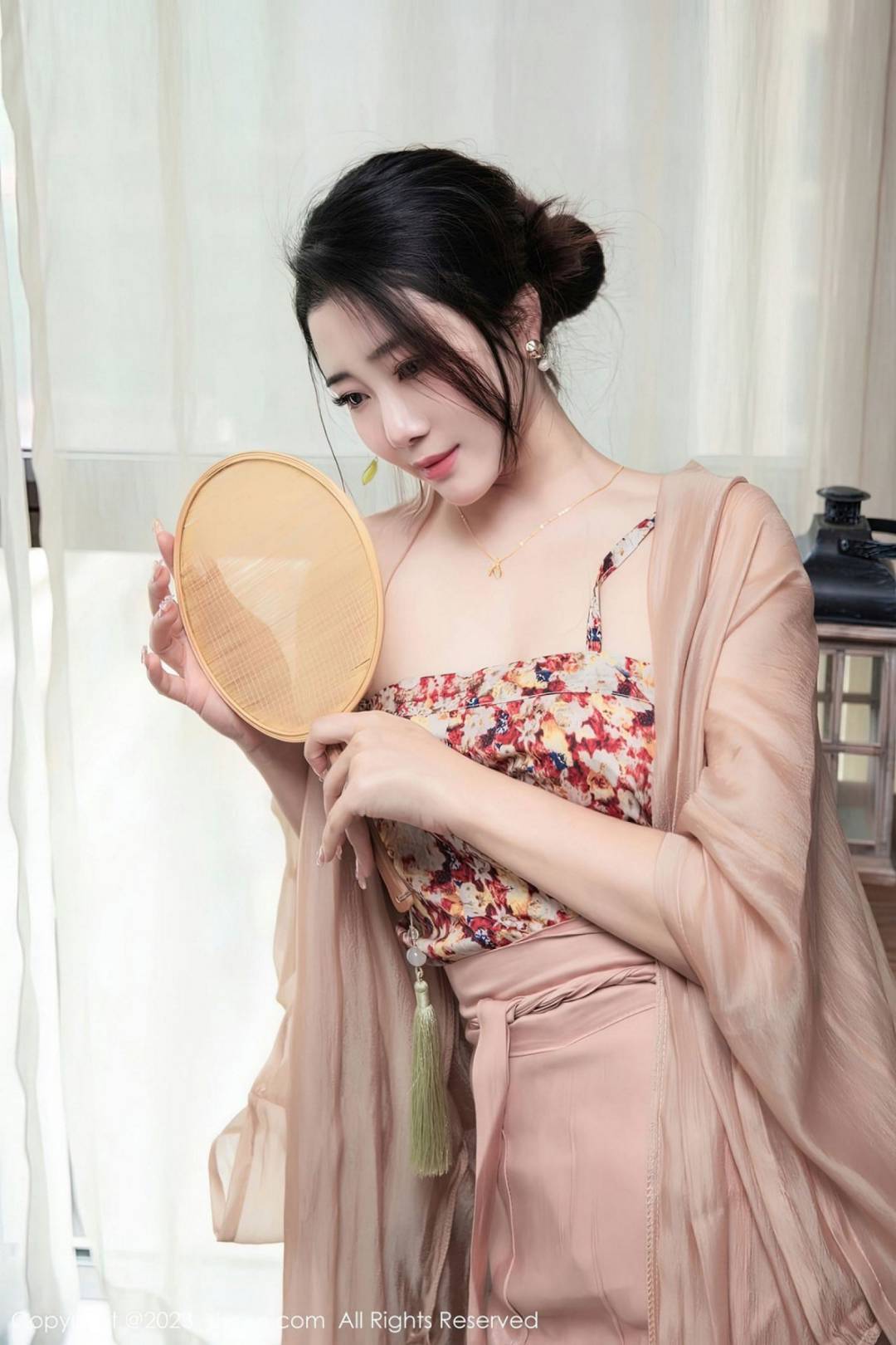 [XIUREN秀人网] 2023.03.23 NO.6457 严利娅Yuliya [104P-955MB]