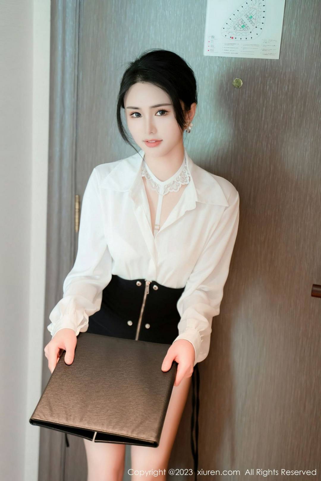 [XIUREN秀人网] 2023.04.04 NO.6520 艾希儿 [76P-680MB]