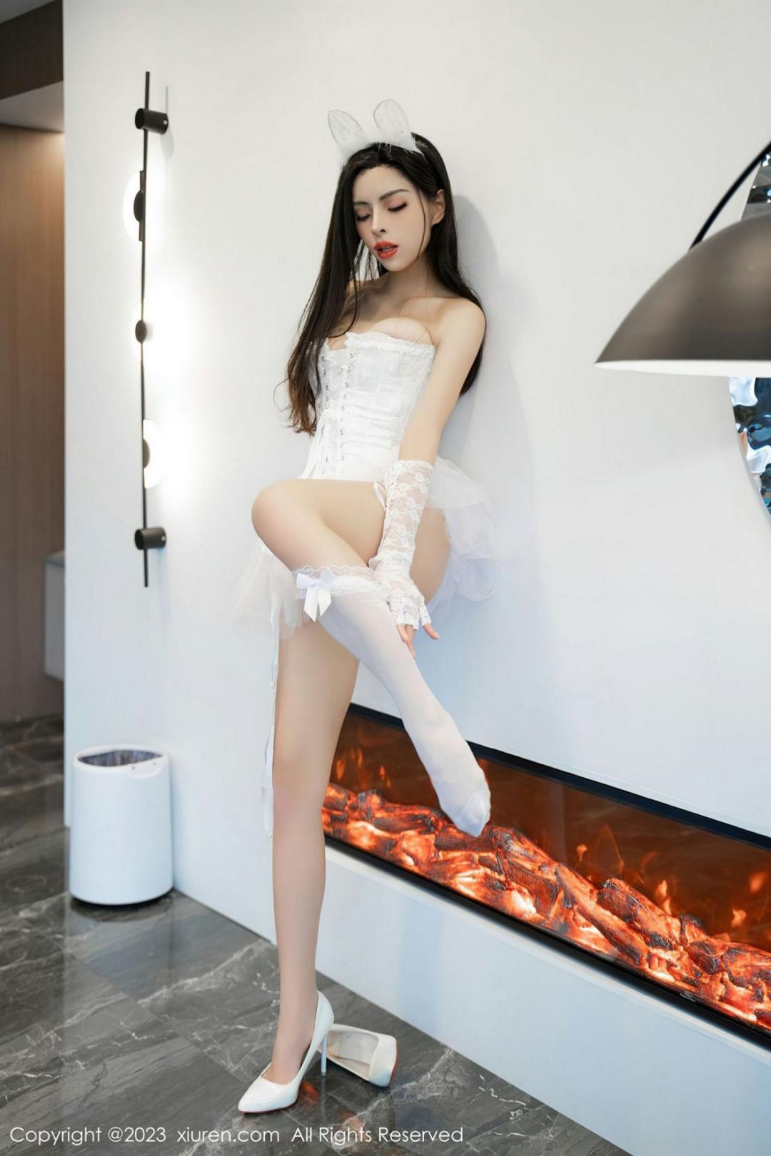 [XIUREN秀人网] 2023.04.10 NO.6543 王薇薇 [59P-558MB]