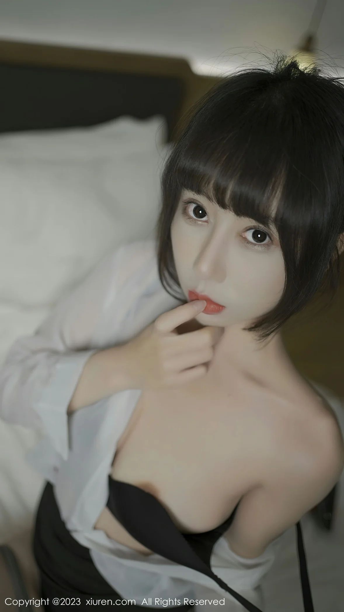 [XIUREN秀人网] 2023.05.22 NO.6776 夏馨瑶 [73P-528MB]