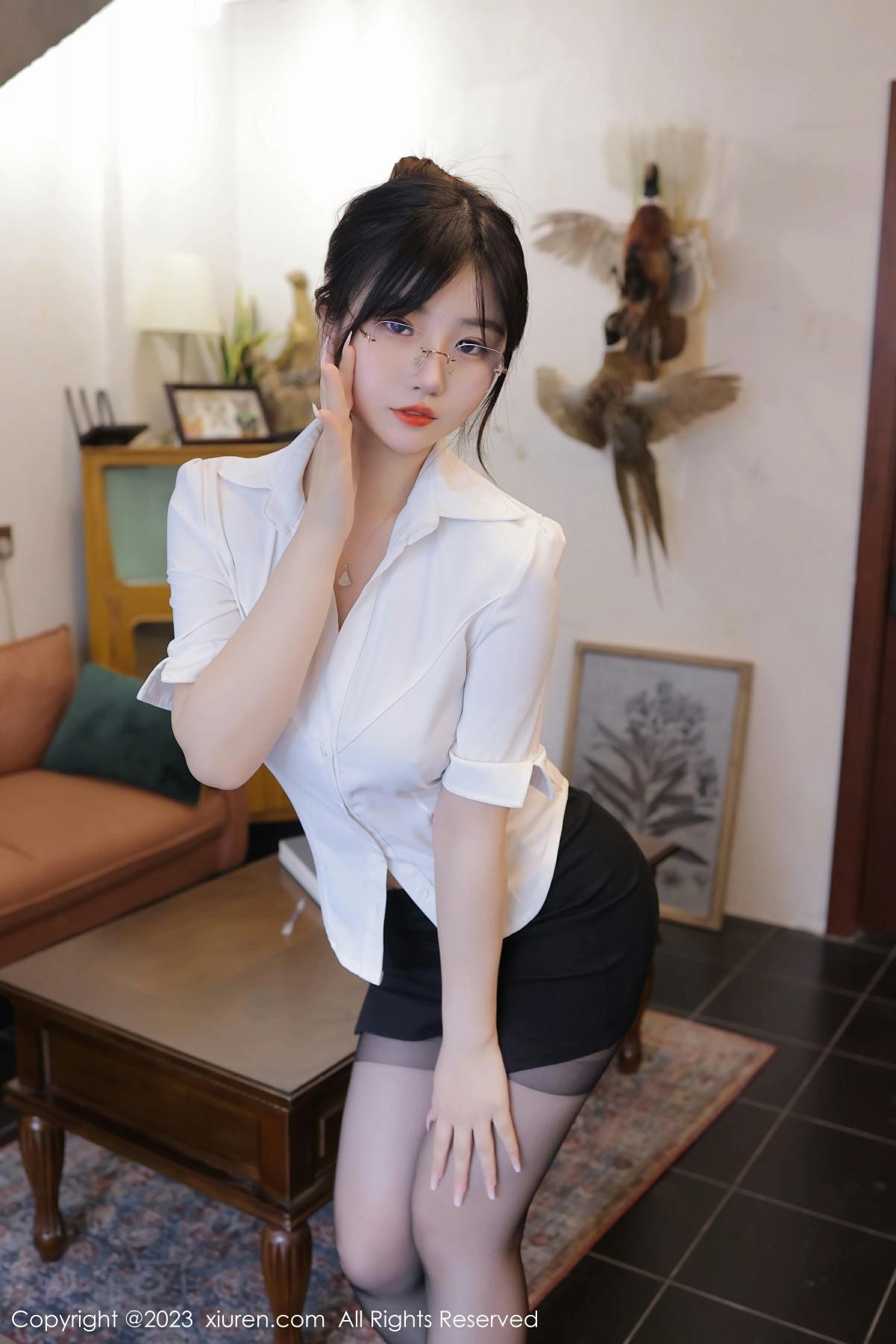 [XIUREN秀人网] 2023.06.01 NO.6838 岁小岁 [57P-578MB]