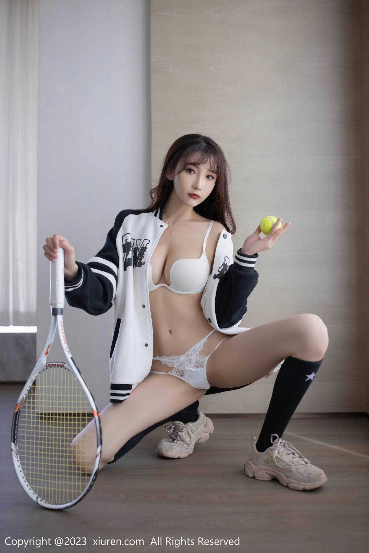 [XIUREN秀人网] 2023.06.08 NO.6884 陆萱萱 [81P-795MB]