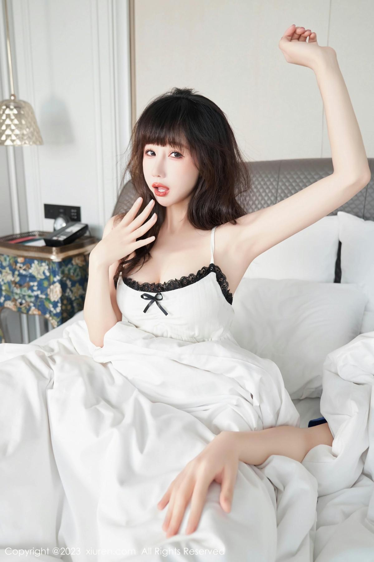 [XIUREN秀人网] 2023.06.26 NO.6975 波巧酱 [106P-825MB]