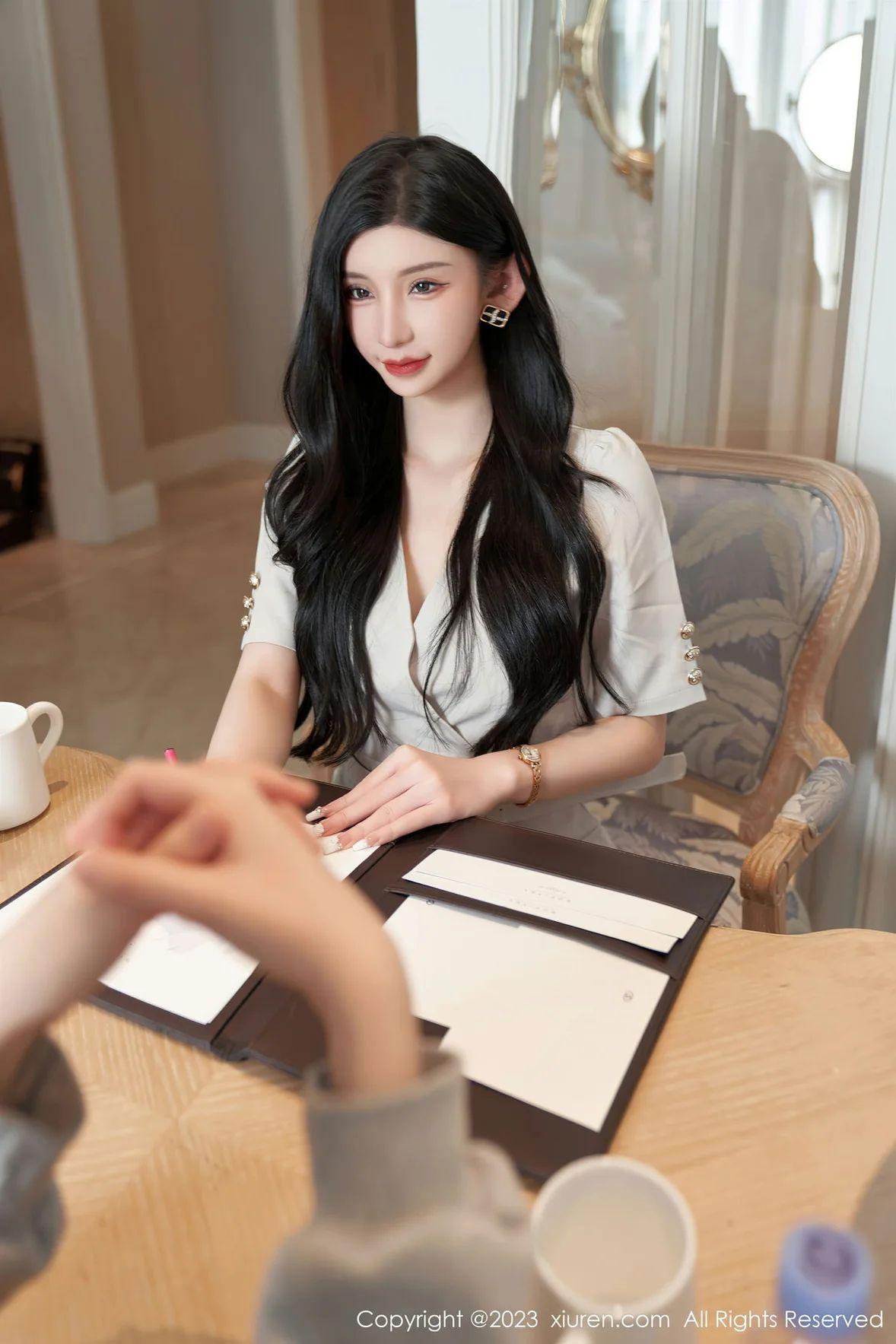 [XIUREN秀人网] 2023.07.28 N0.7157 周于希Sally [100P-767MB]