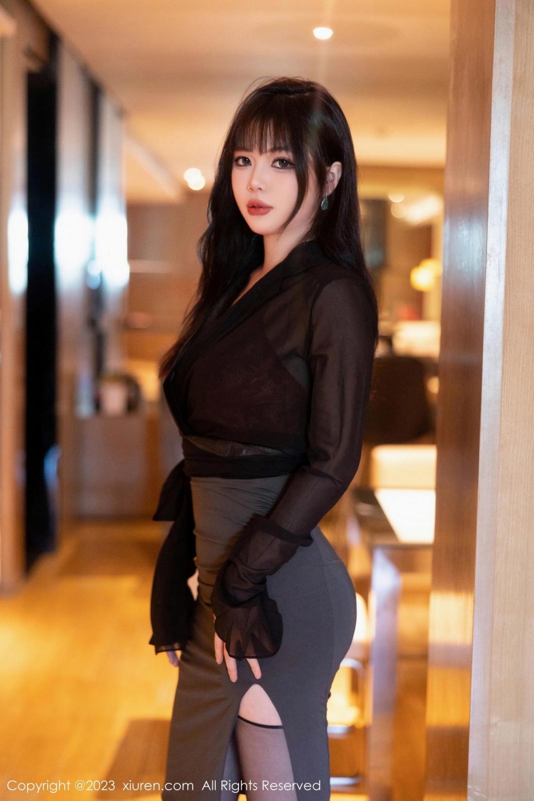 [XIUREN秀人网] 2023.10.18 NO.7523 Arude薇薇 [83P-772MB]