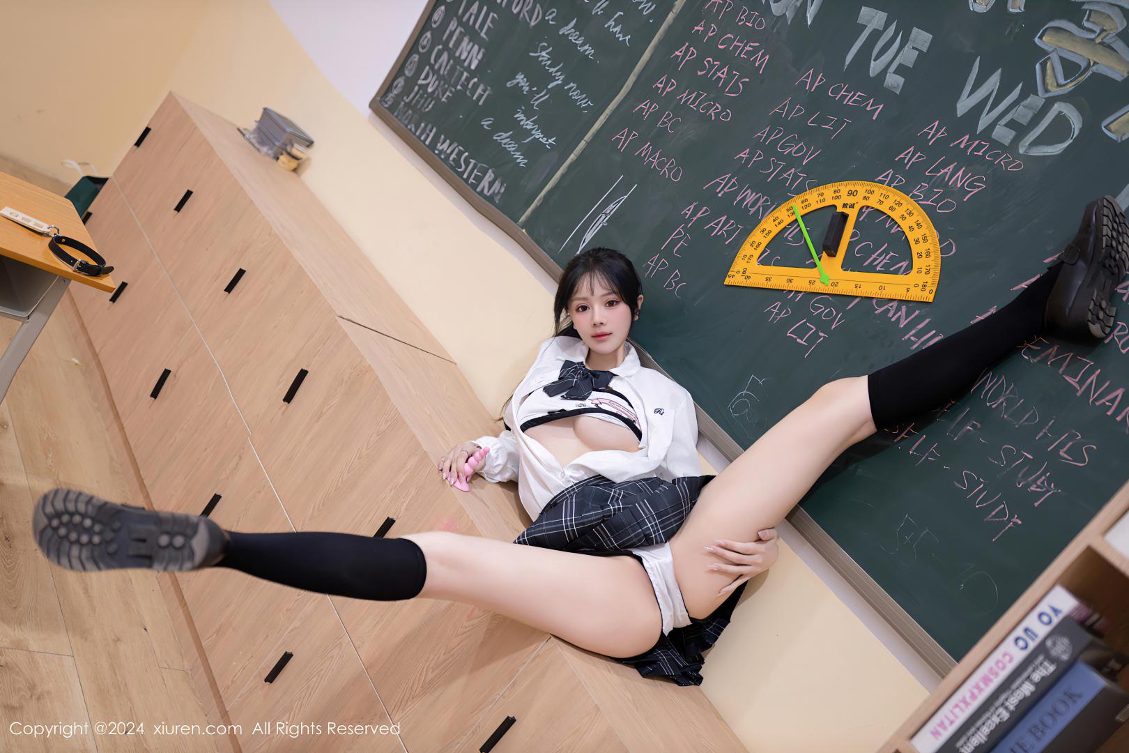 [XIUREN秀人网] 2024.02.02 NO.8058 幼幼 [80P-768MB]