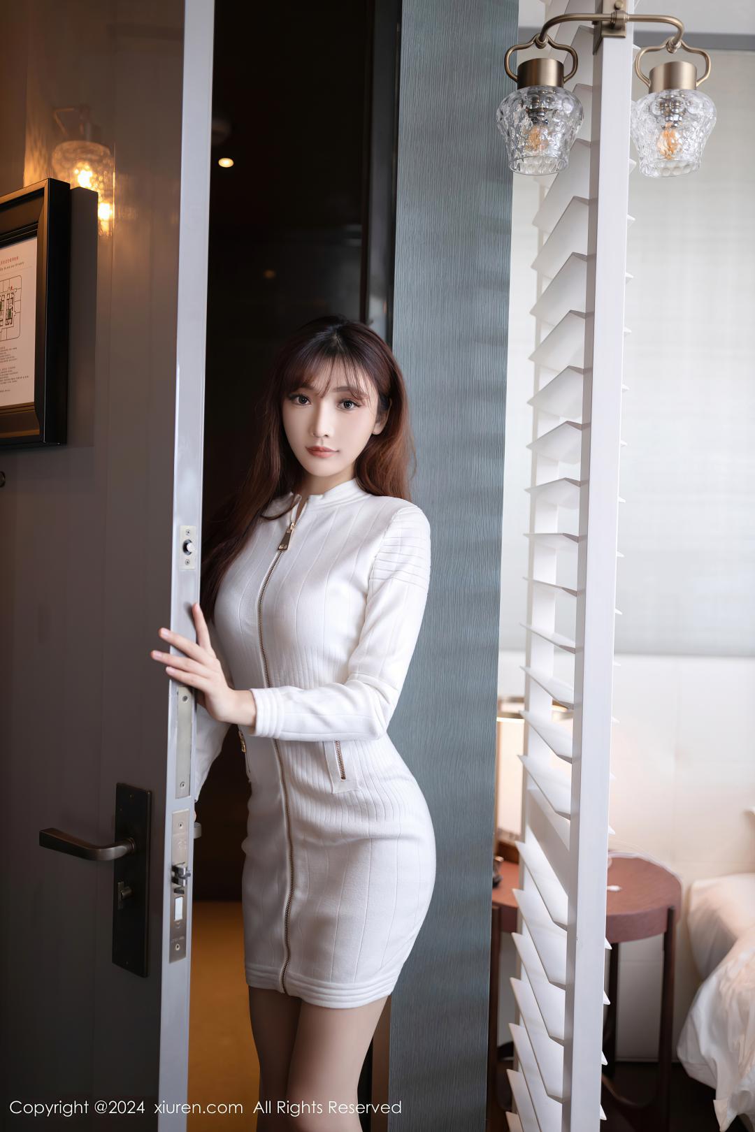 [XIUREN秀人网] 2024.03.14 NO.8233 陆萱萱 [80P-703MB]