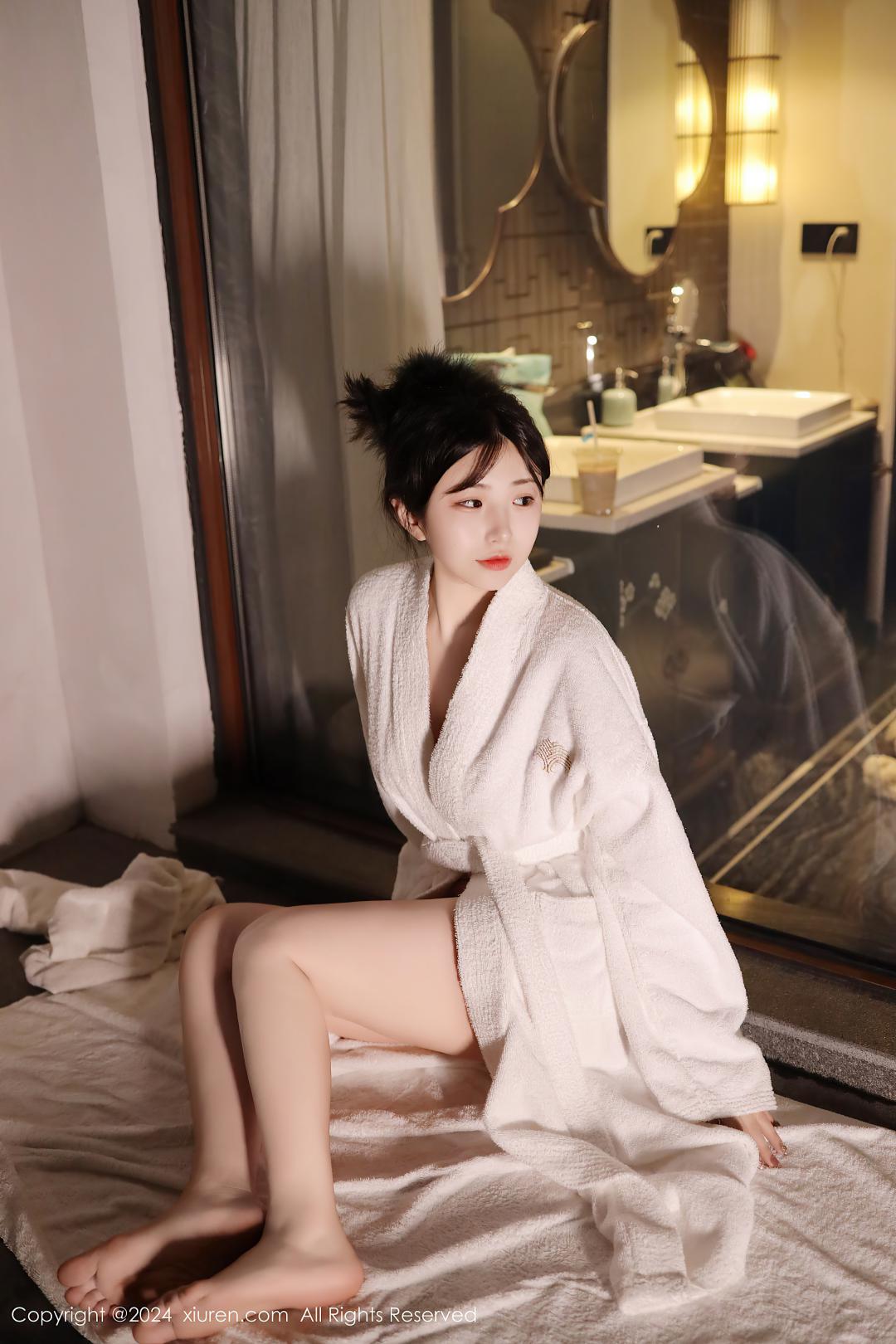 [XIUREN秀人网] 2024.03.20 NO.8263 陈小花 [58P-555MB]