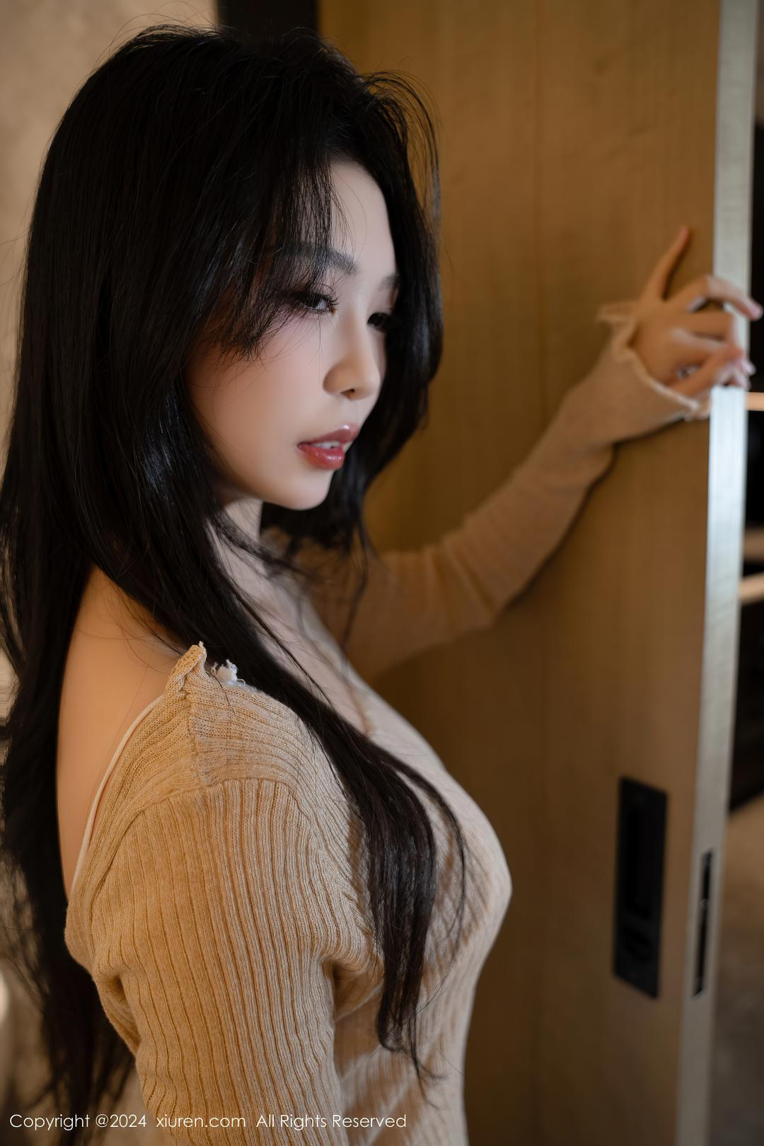 [XIUREN秀人网] 2024.04.26 NO.8455 利世 [86P-832MB]