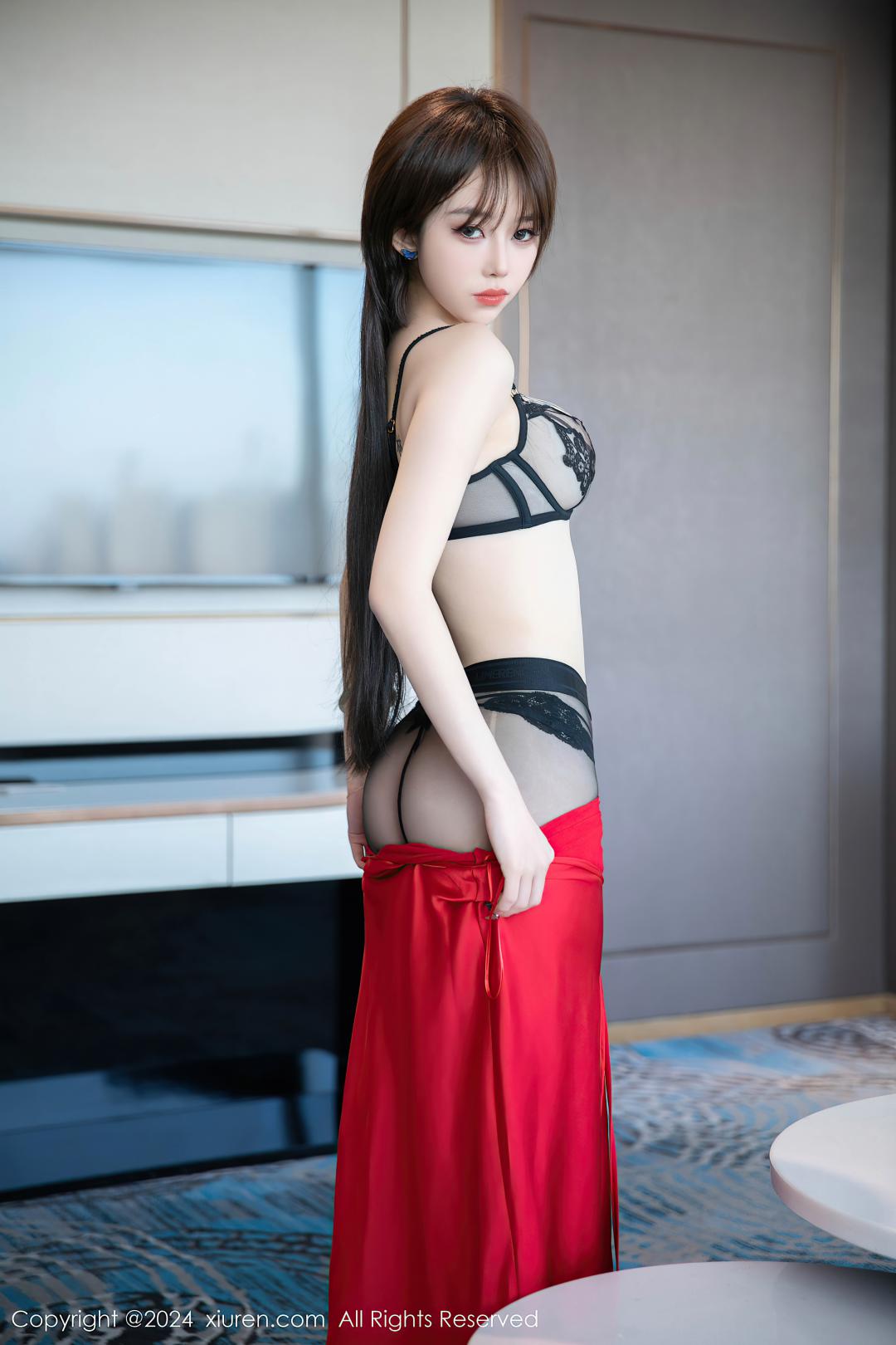 [XIUREN秀人网] 2024.05.31 NO.8630 奶瓶. [90P-929MB]