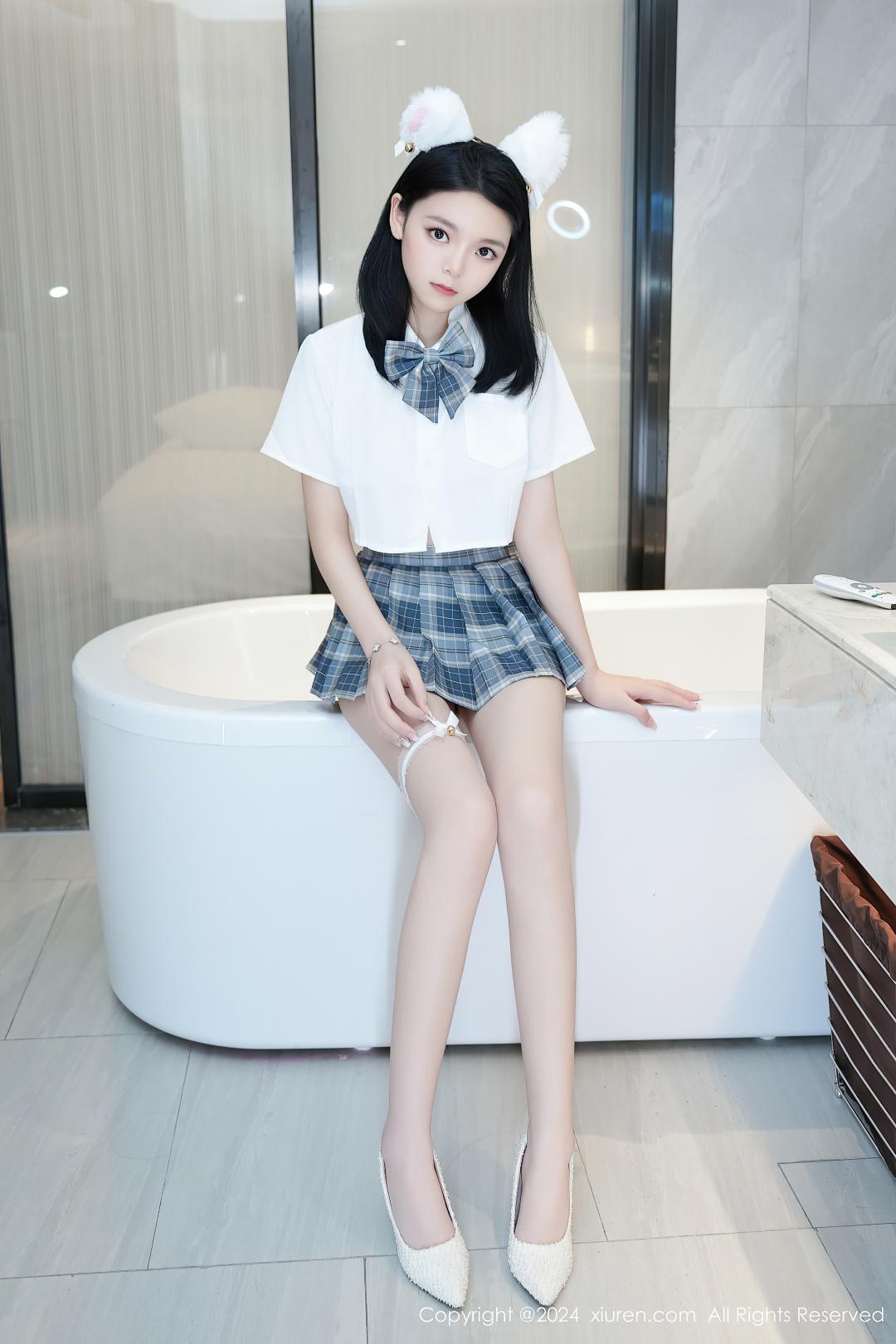 [XIUREN秀人网] 2024.06.18 NO.8715 唐心心 [68P-678MB]