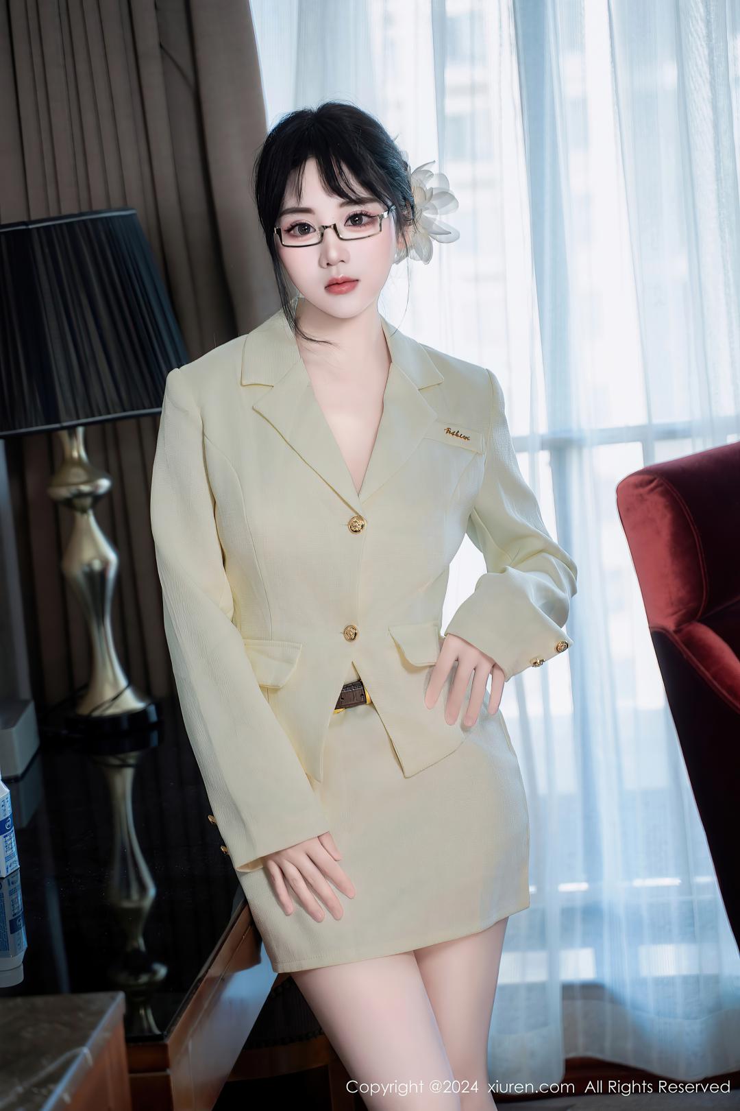 [XIUREN秀人网] 2024.06.18 NO.8717 汐汐爱吃草莓 [86P-809MB]