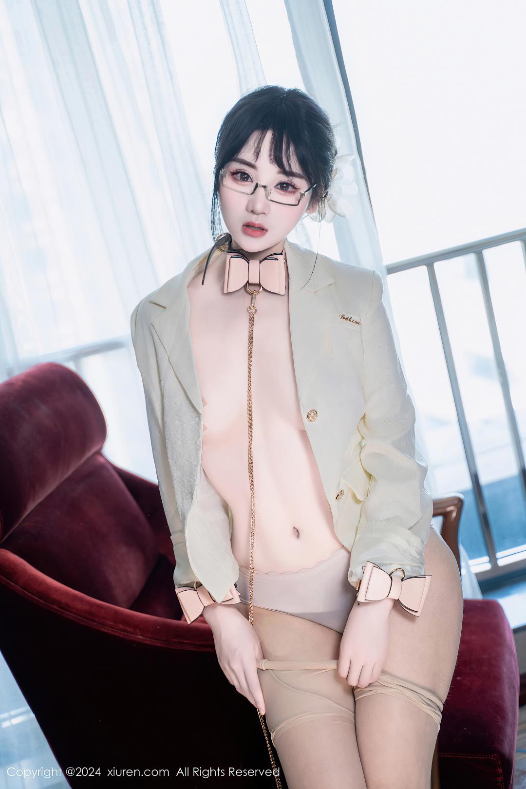 [XIUREN秀人网] 2024.06.18 NO.8717 汐汐爱吃草莓 [86P-809MB]