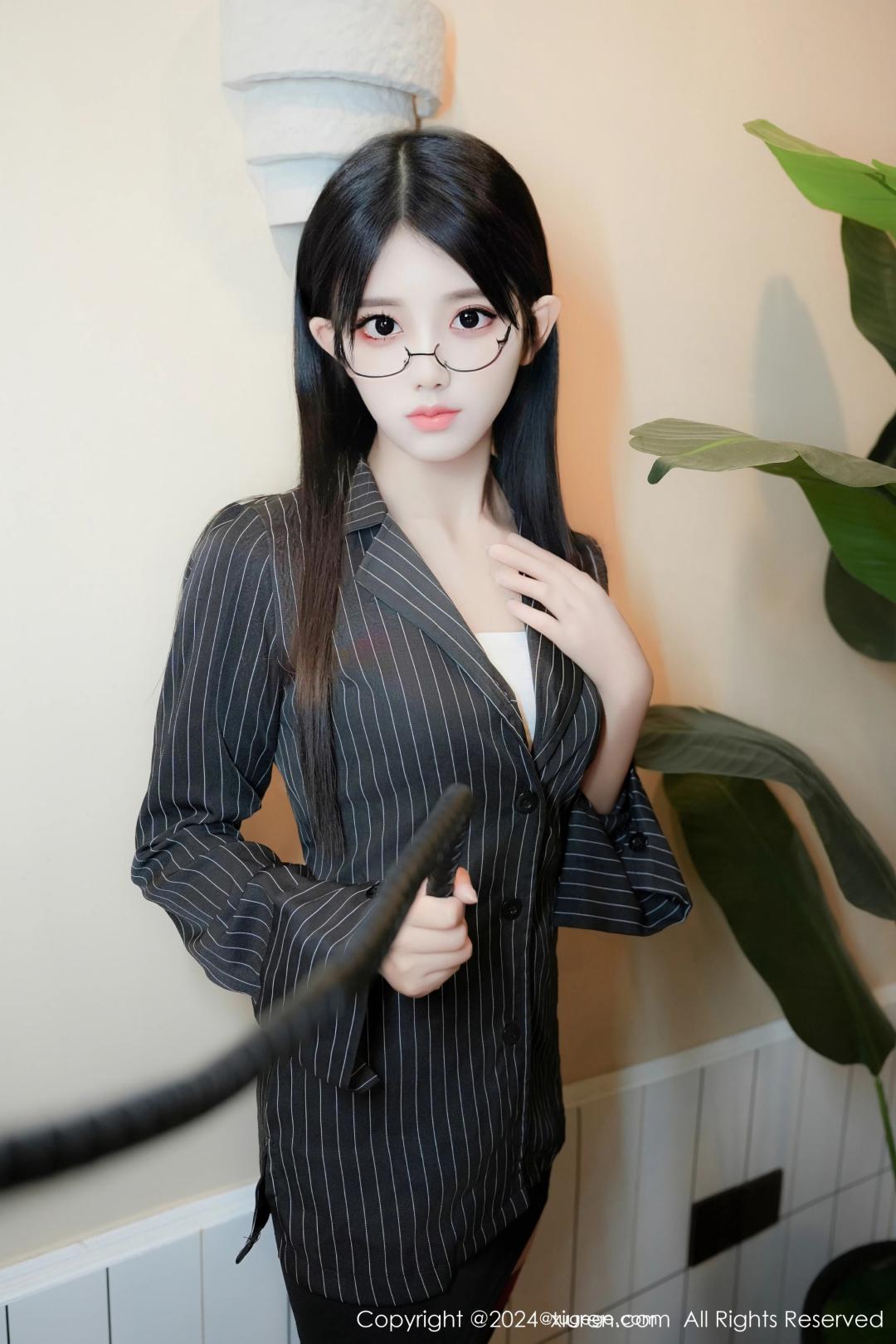 [XIUREN秀人网] 2024.07.04 NO.8802 美少女@ [82P-877MB]