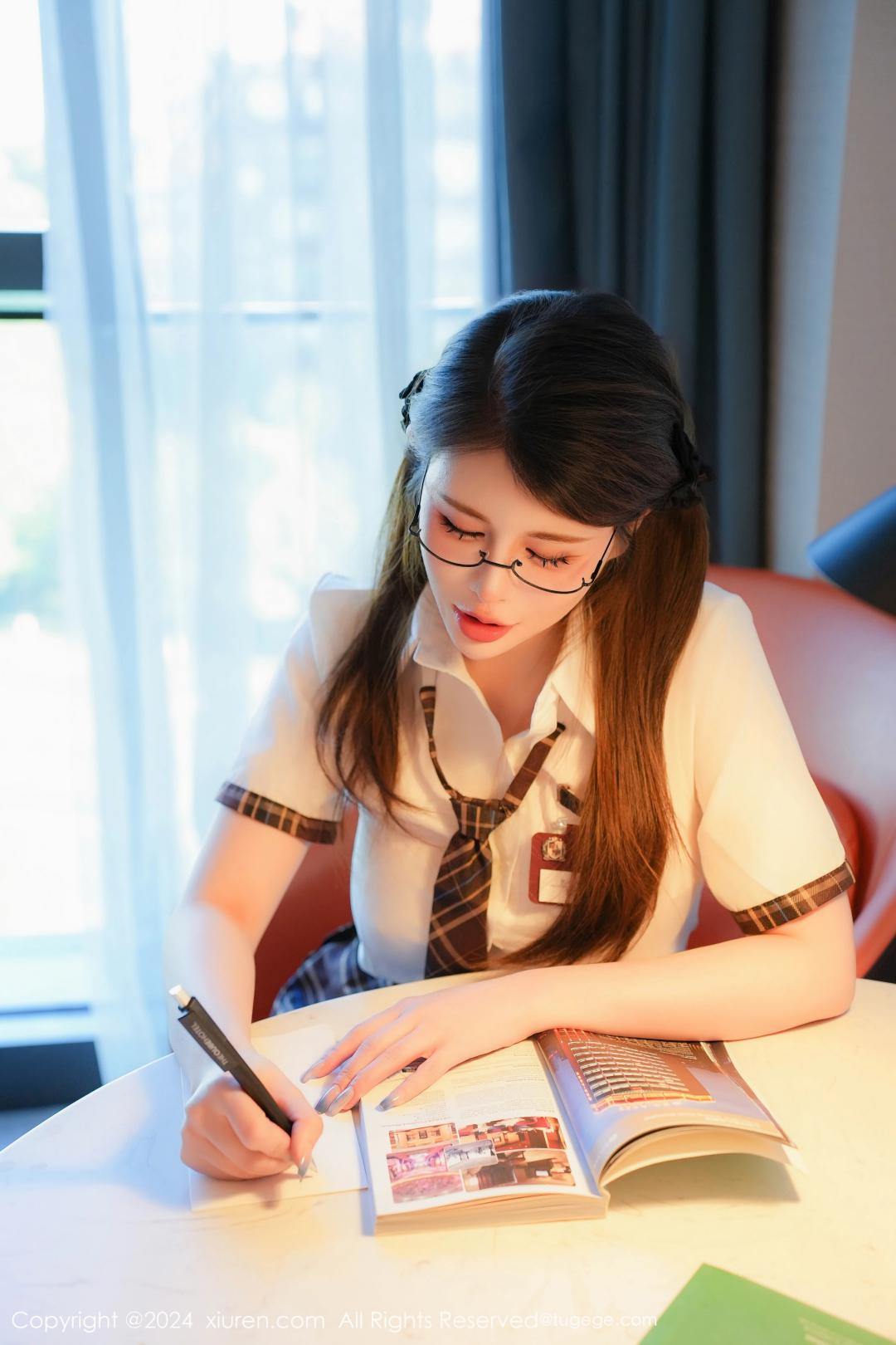 [XIUREN秀人网] 2024.07.04 NO.8803 甜妮 [86P-914MB]