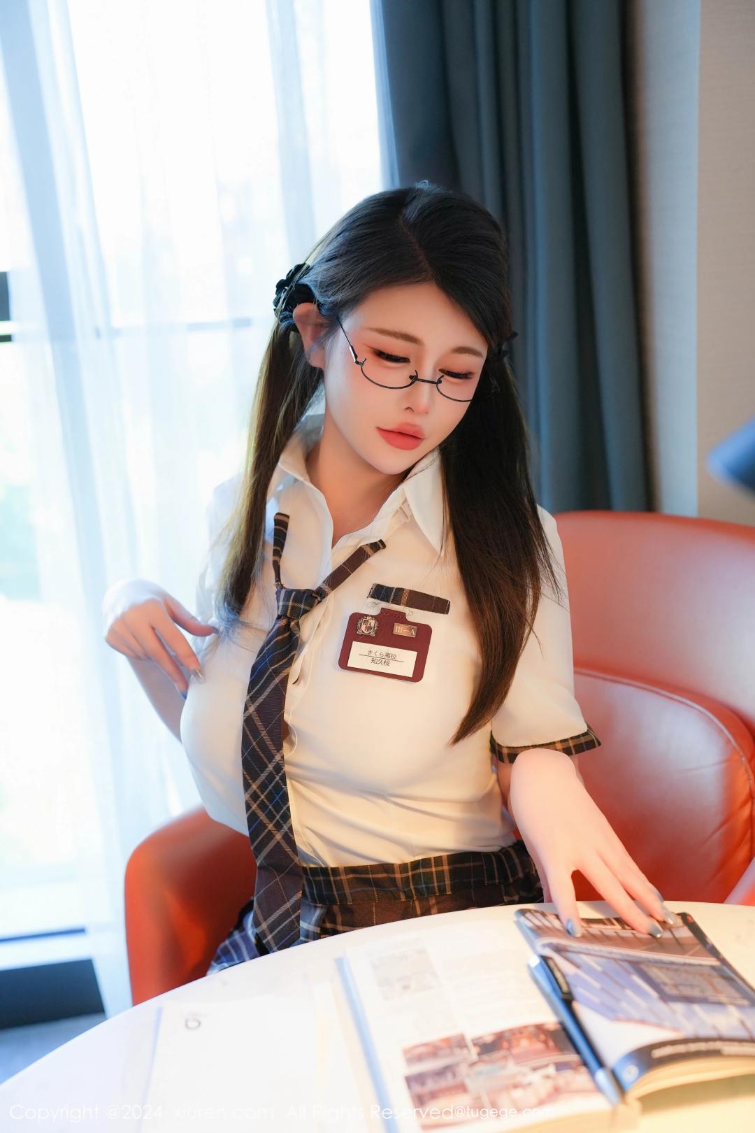 [XIUREN秀人网] 2024.07.04 NO.8803 甜妮 [86P-914MB]