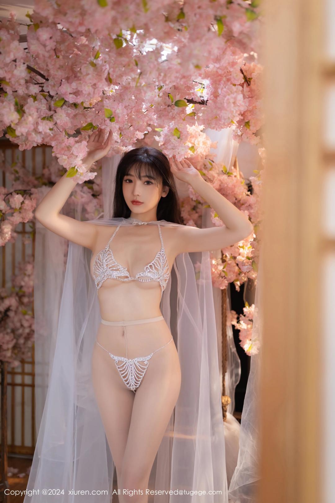 [XIUREN秀人网] 2024.07.04 NO.8807 陆萱萱 [80P-803MB]