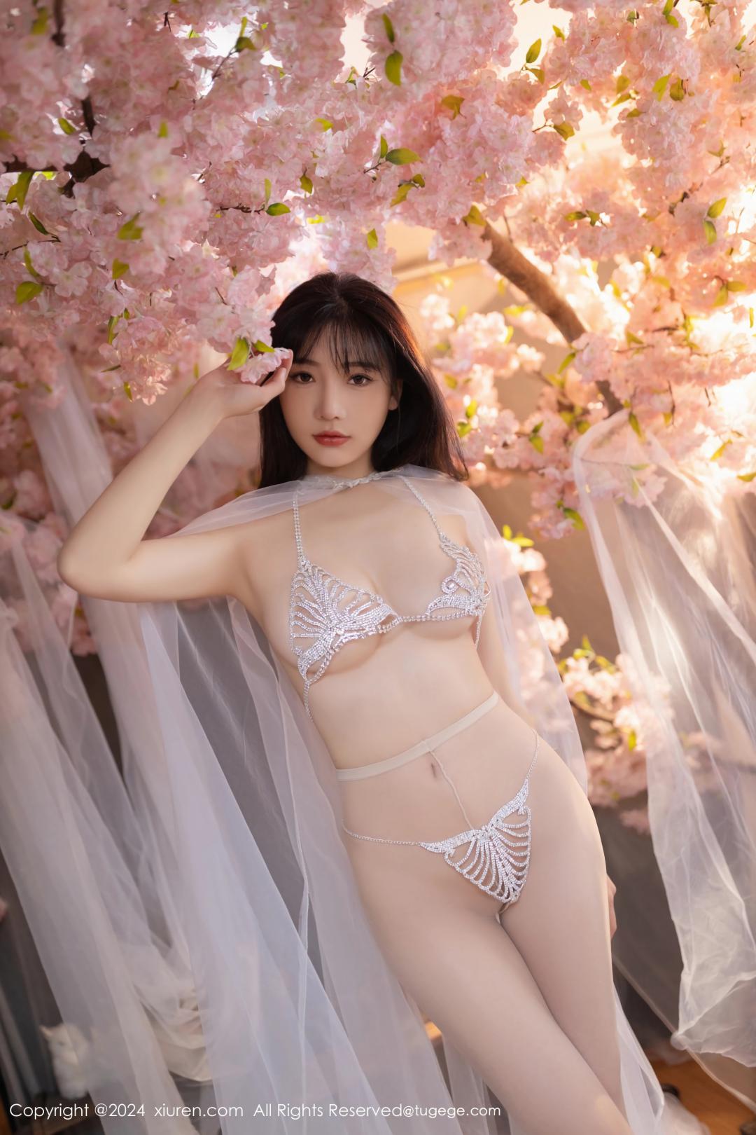 [XIUREN秀人网] 2024.07.04 NO.8807 陆萱萱 [80P-803MB]