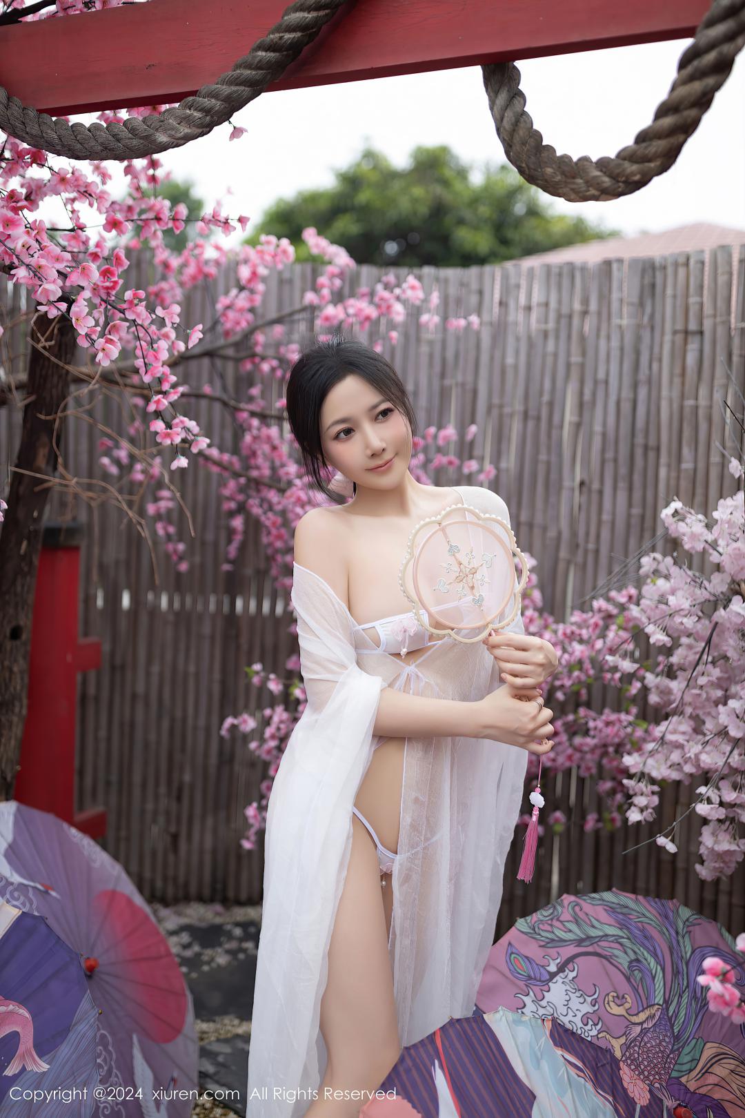 [XIUREN秀人网] 2024.07.26 NO.8927 鱼子酱Fish [80P-825MB]