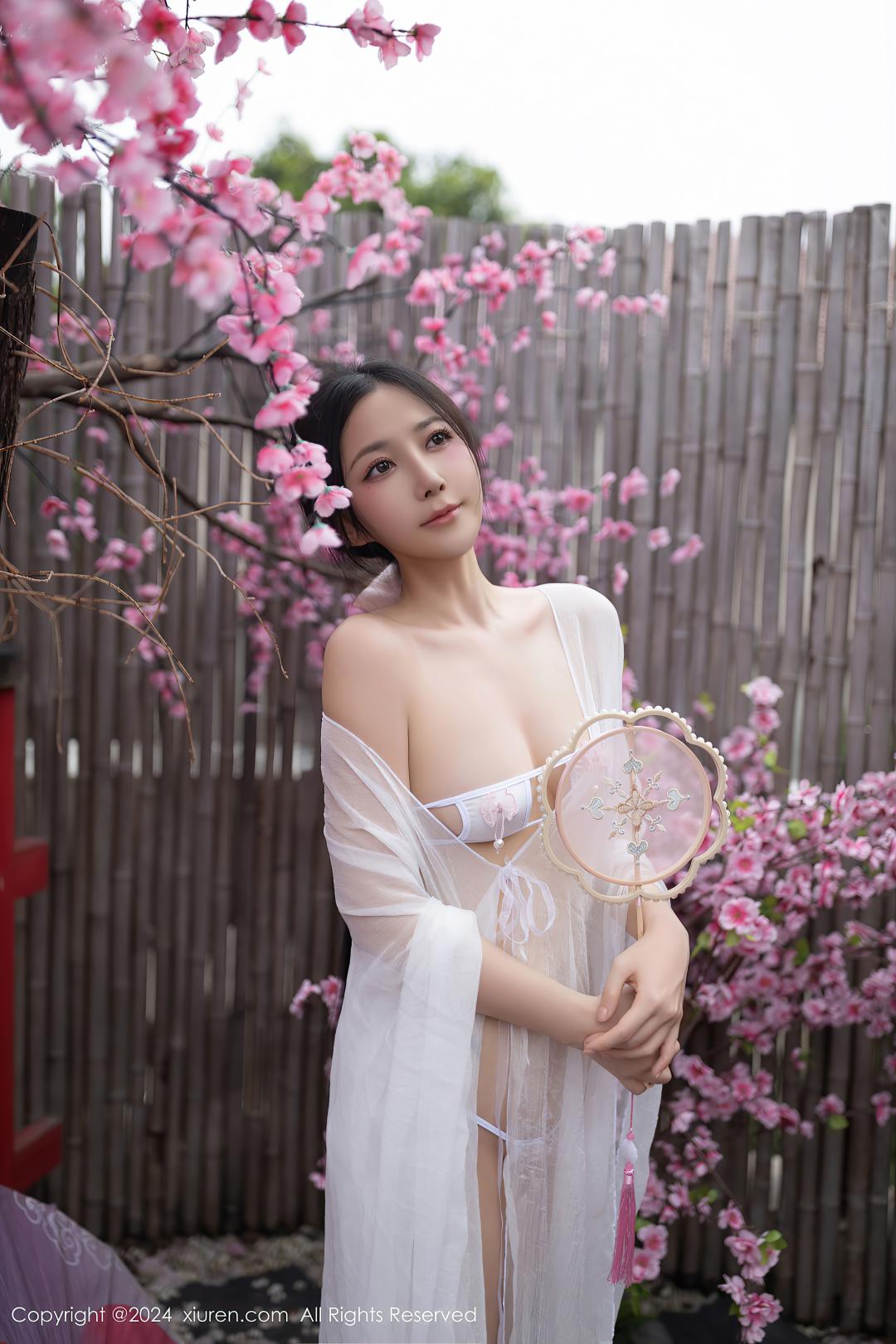 [XIUREN秀人网] 2024.07.26 NO.8927 鱼子酱Fish [80P-825MB]