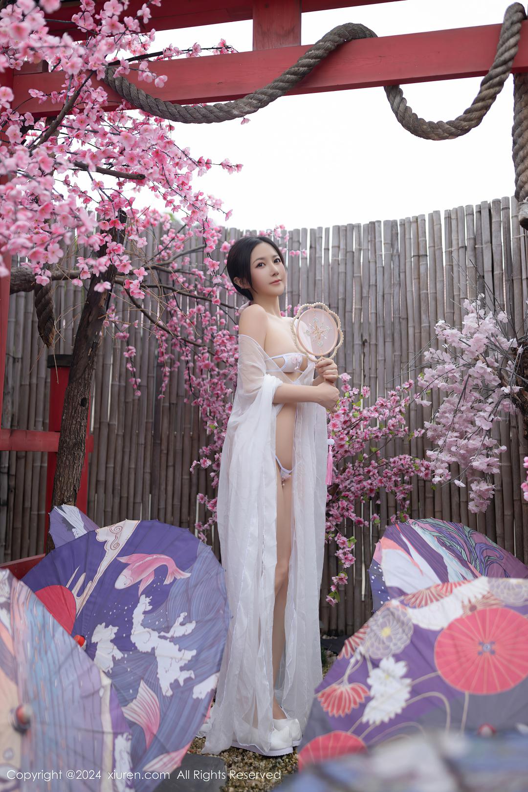 [XIUREN秀人网] 2024.07.26 NO.8927 鱼子酱Fish [80P-825MB]