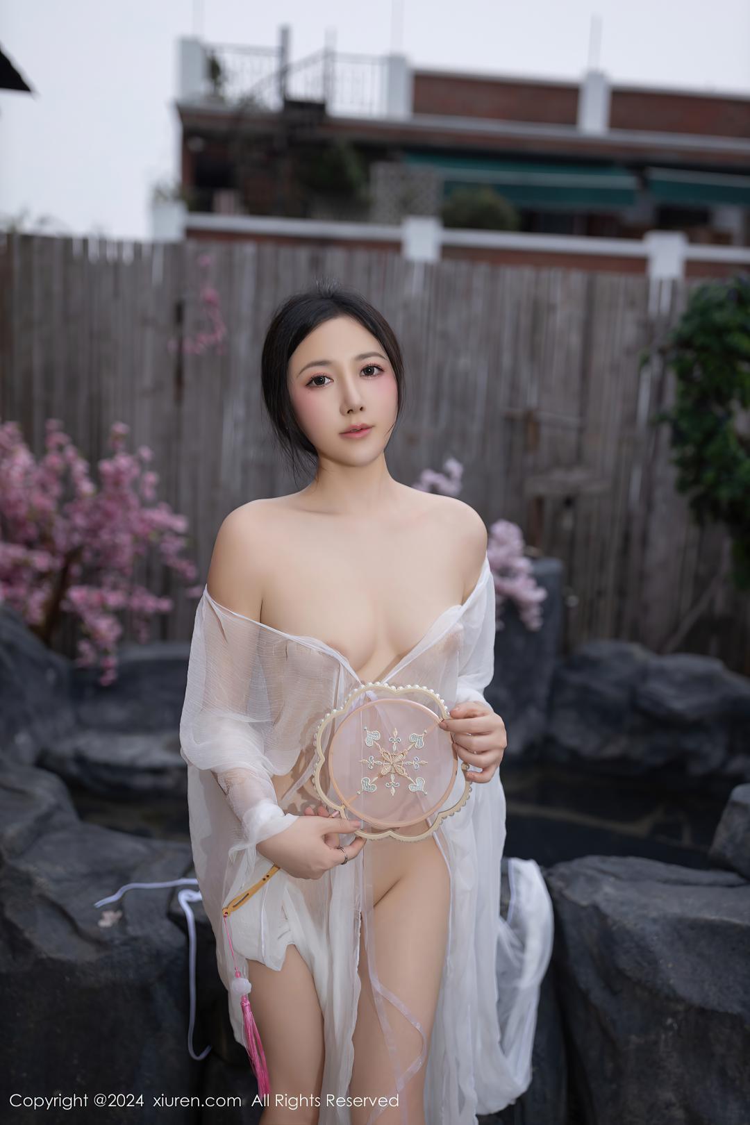 [XIUREN秀人网] 2024.07.26 NO.8927 鱼子酱Fish [80P-825MB]