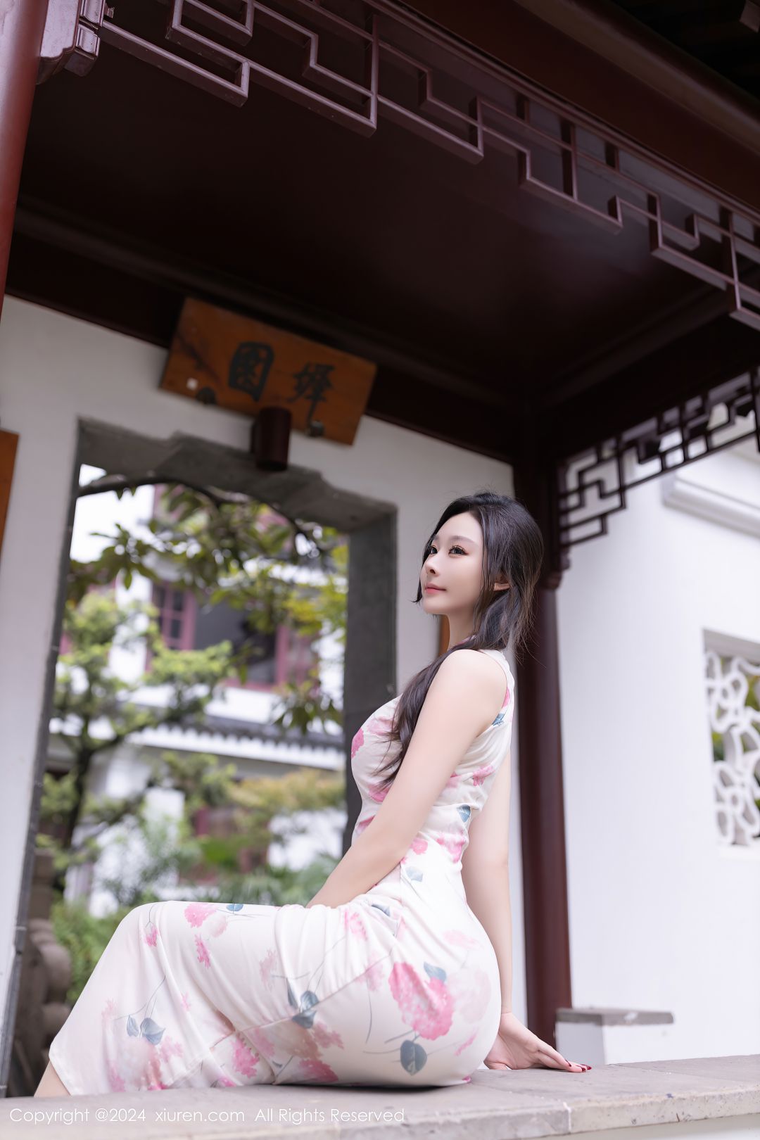 [XIUREN秀人网] 2024.08.29 NO.9087 小逗逗 [79P-733MB]