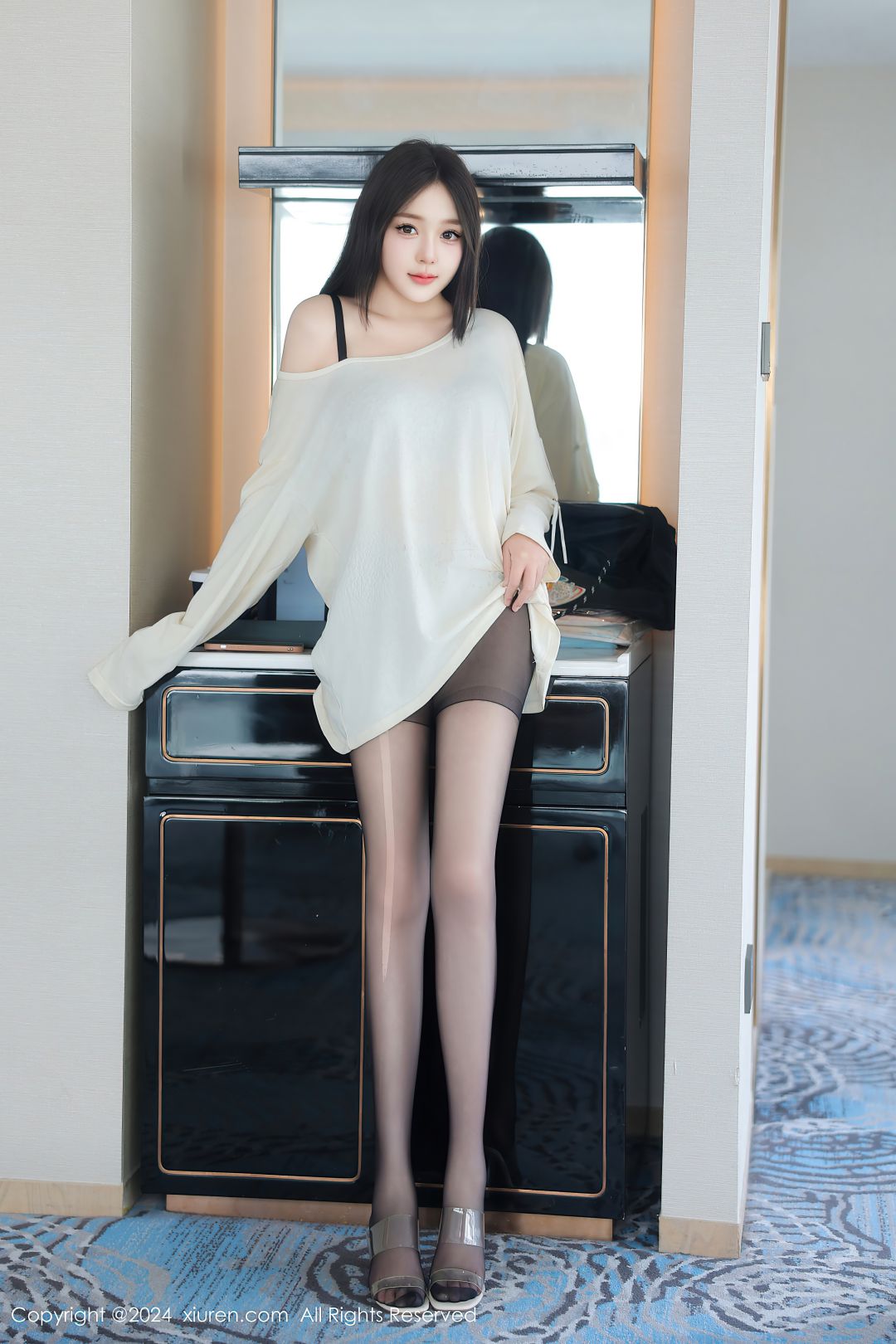 [XIUREN秀人网] 2024.08.30 NO.9089 柚柚小奶瓶 [81P-806MB]