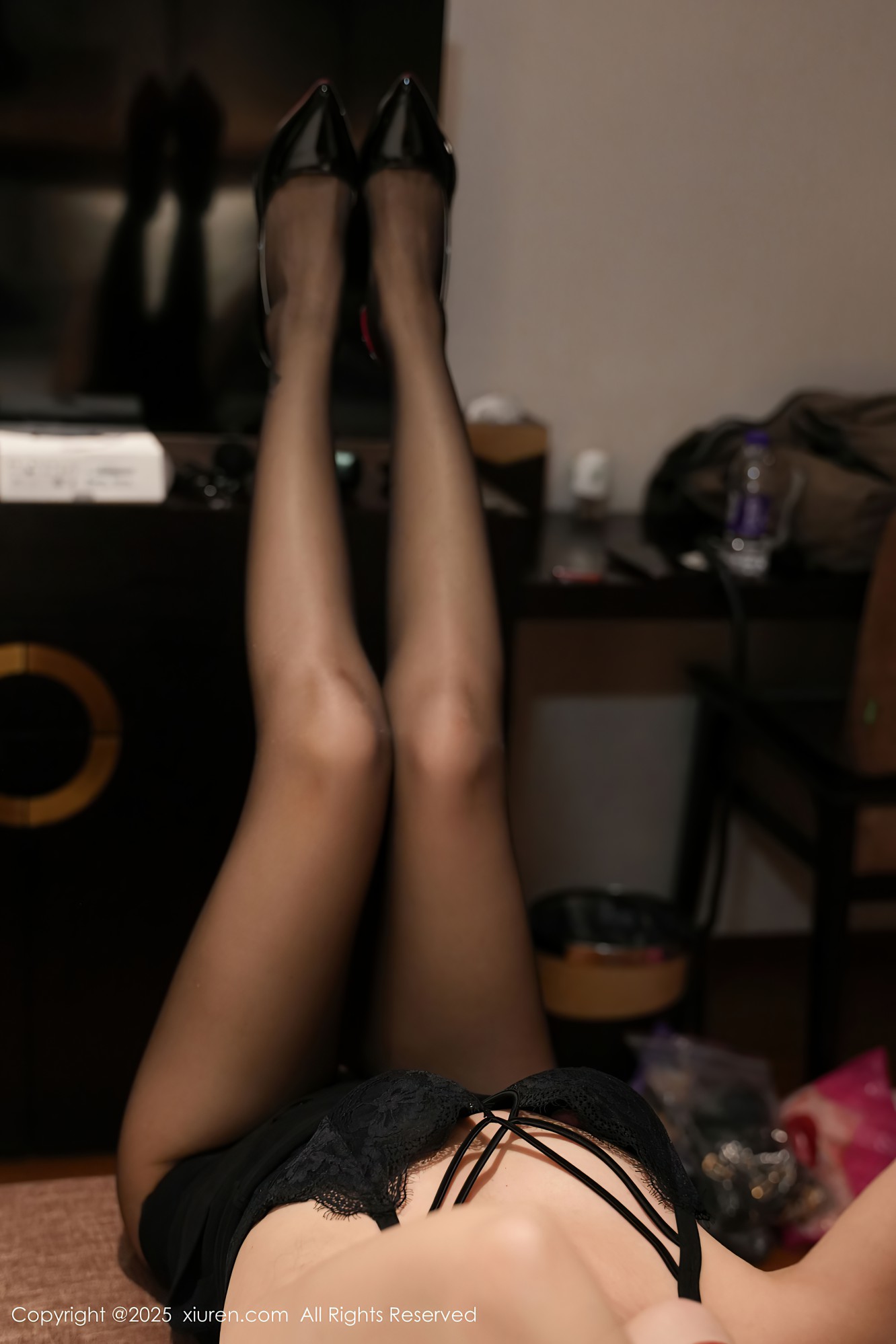 [XIUREN秀人网] 2025.06.06 NO.10372 白芷yy [60P-635MB]