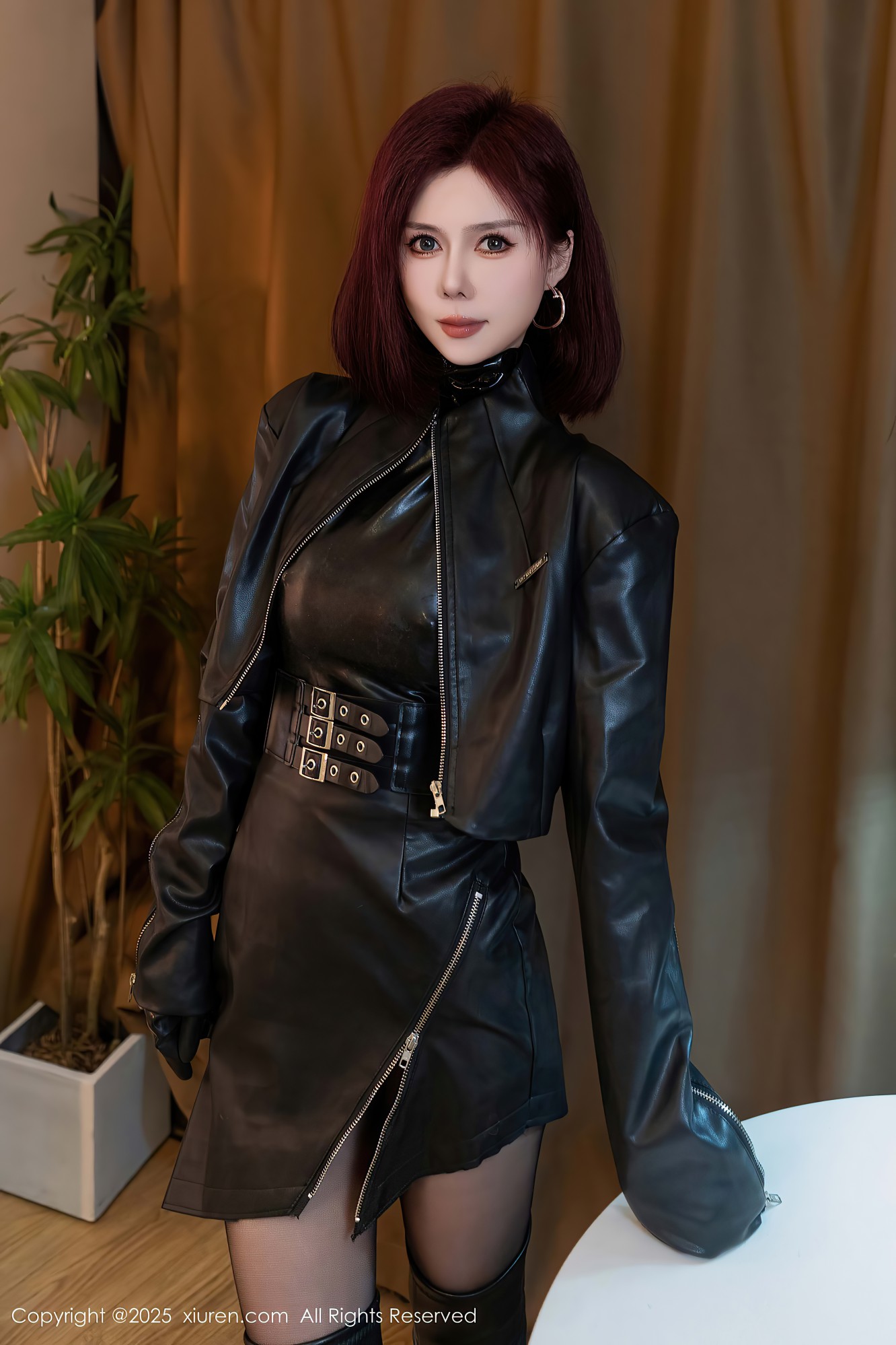 [XIUREN秀人网] 2025.06.11 NO.10393 白芷yy [99P-930MB]