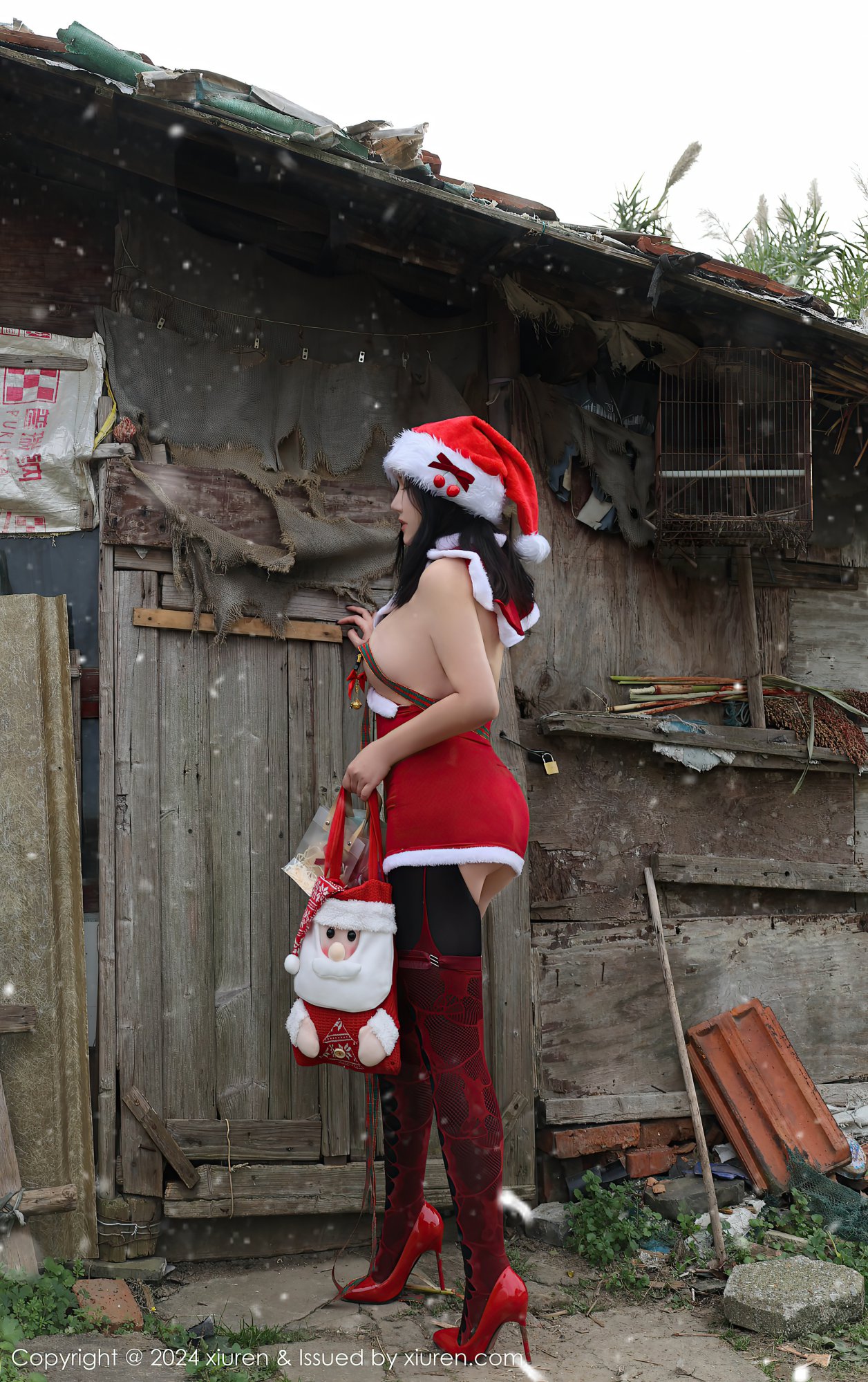 [XIUREN秀人网] 2024.12.20 NO.9630 小薯条nienie [70P-1015MB]