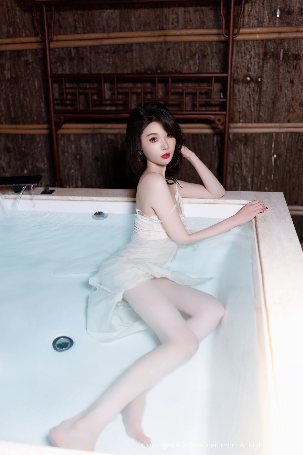 [XIUREN秀人网] 2024.12.23 NO.9643 梦心玥 [85P-745MB]