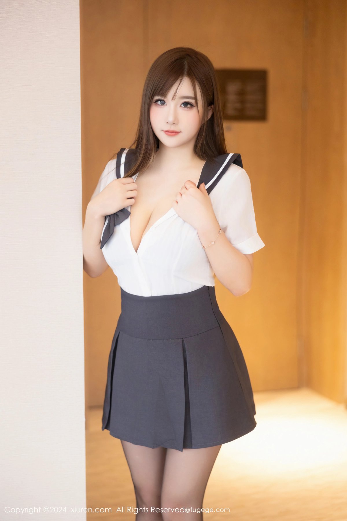 [XIUREN秀人网] 2024.12.26 NO.9663 小肉肉咪 [78P-733MB]