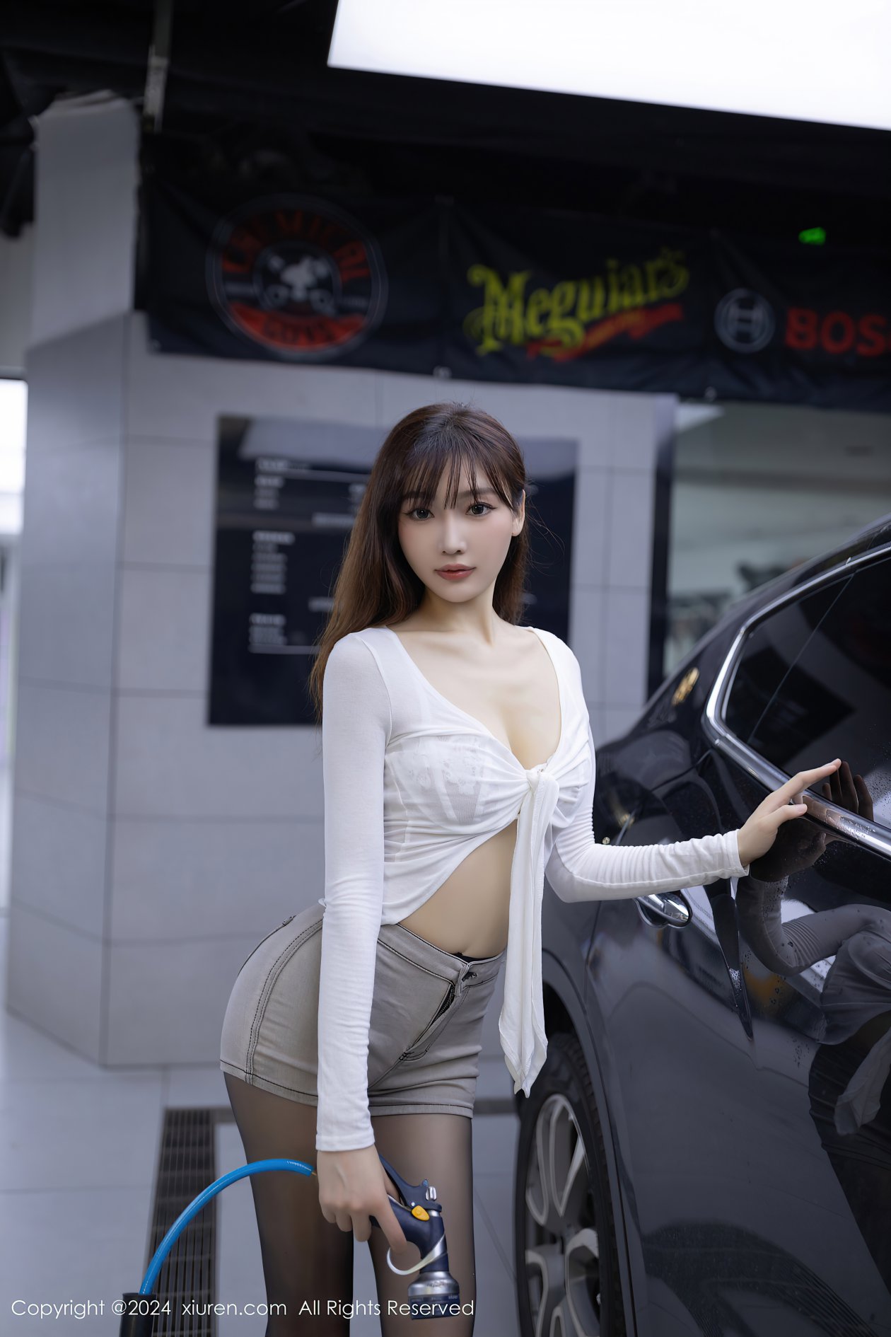 [XIUREN秀人网] 2024.09.19 NO.9181 陆萱萱 [80P-684MB]
