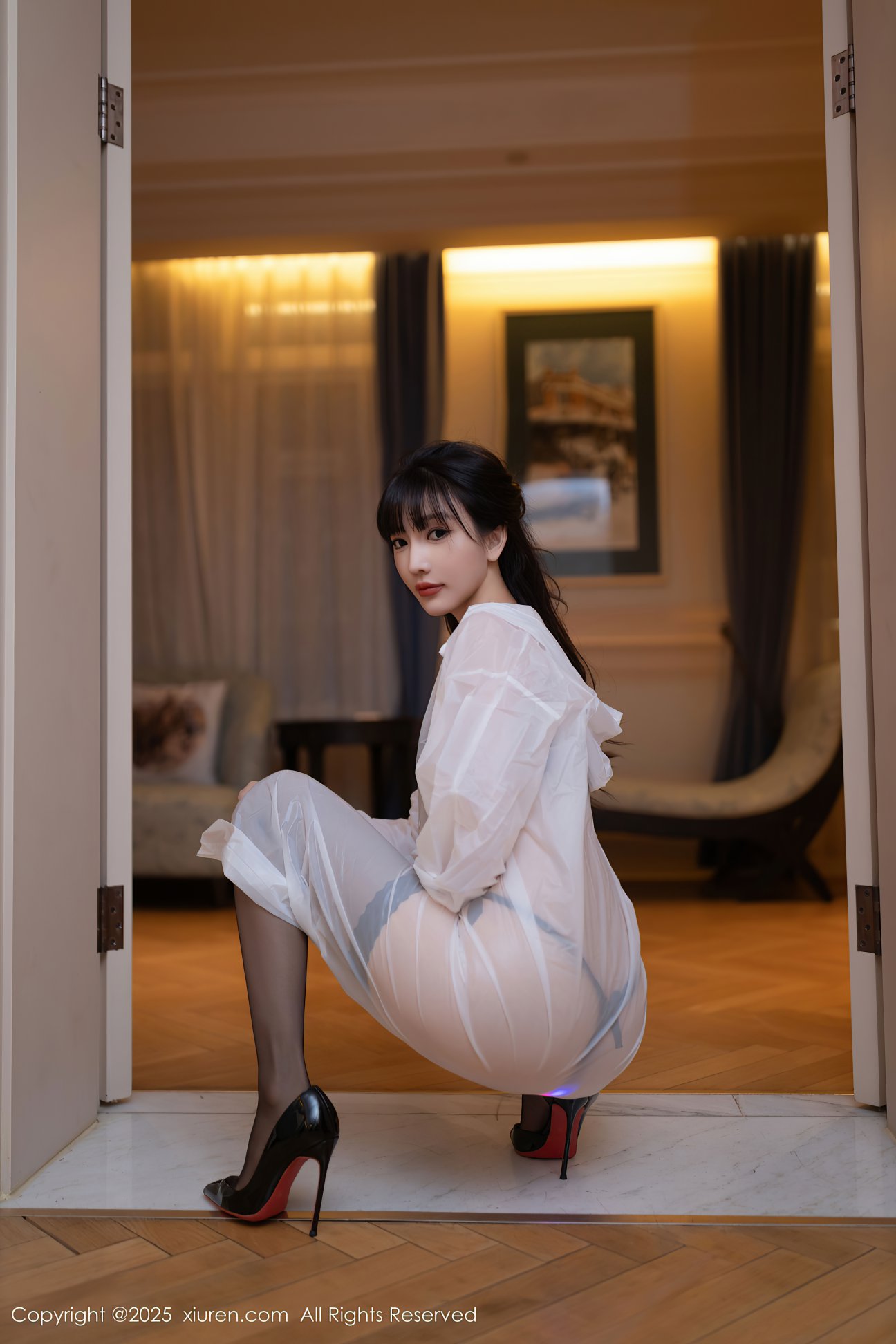 [XIUREN秀人网] 2025.01.02 NO.9700 陆萱萱 [80P-686MB]