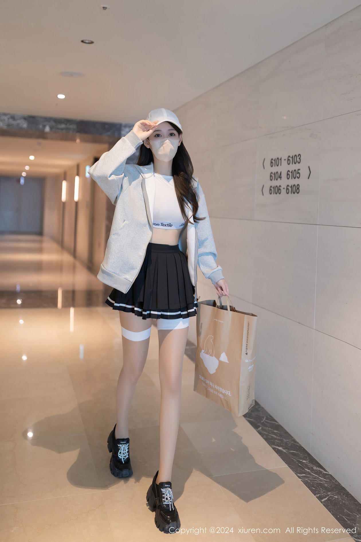 [XIUREN秀人网] 2024.09.23 NO.9196 唐安琪 [87P-825MB]
