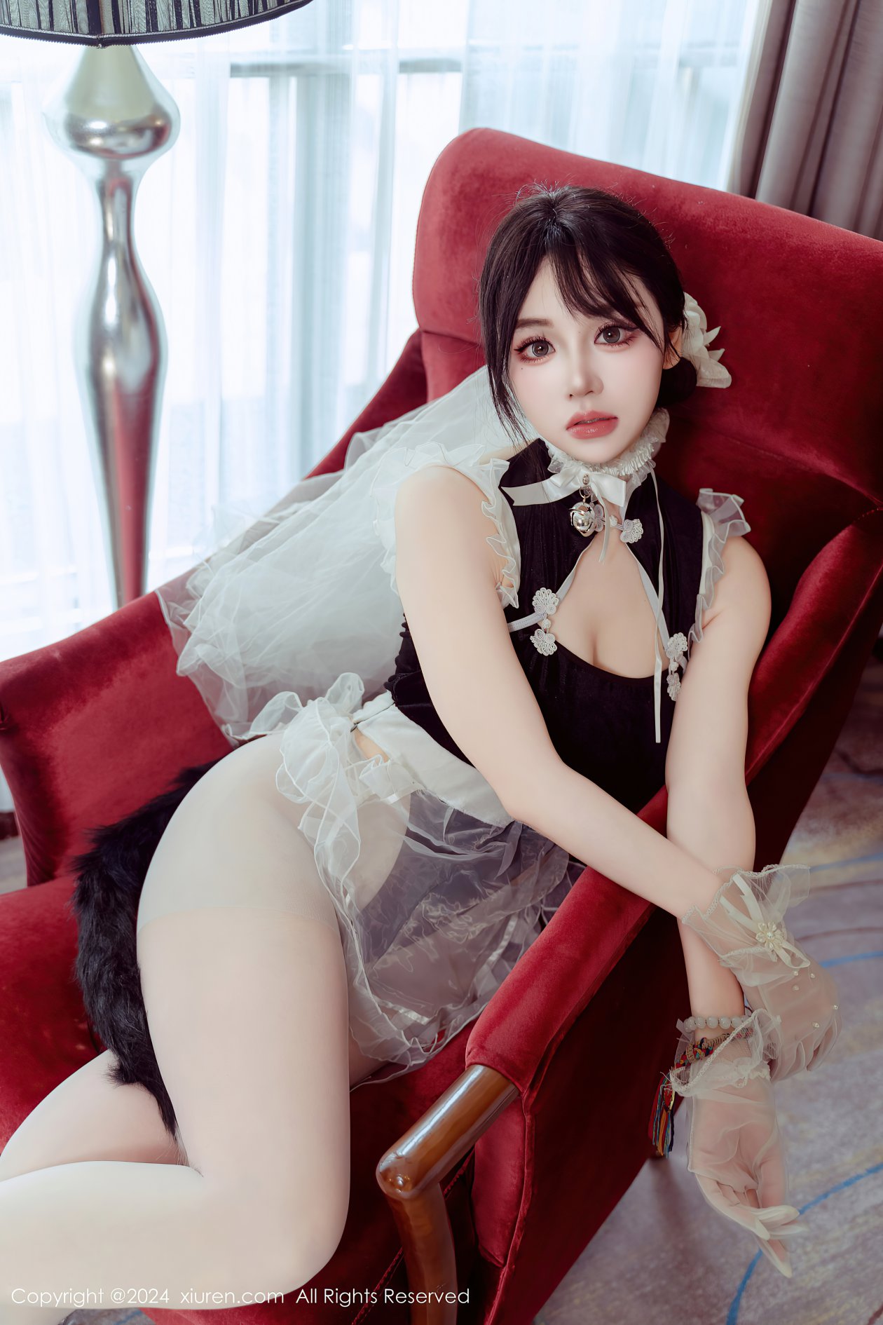 [XIUREN秀人网] 2024.09.24 NO.9197 汐汐爱吃草莓 [80P-699MB]