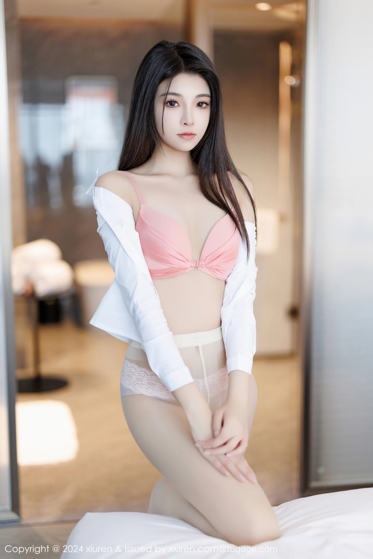 [XIUREN秀人网] 2024.12.30 NO.9682 初梦瑶 [91P-666MB]