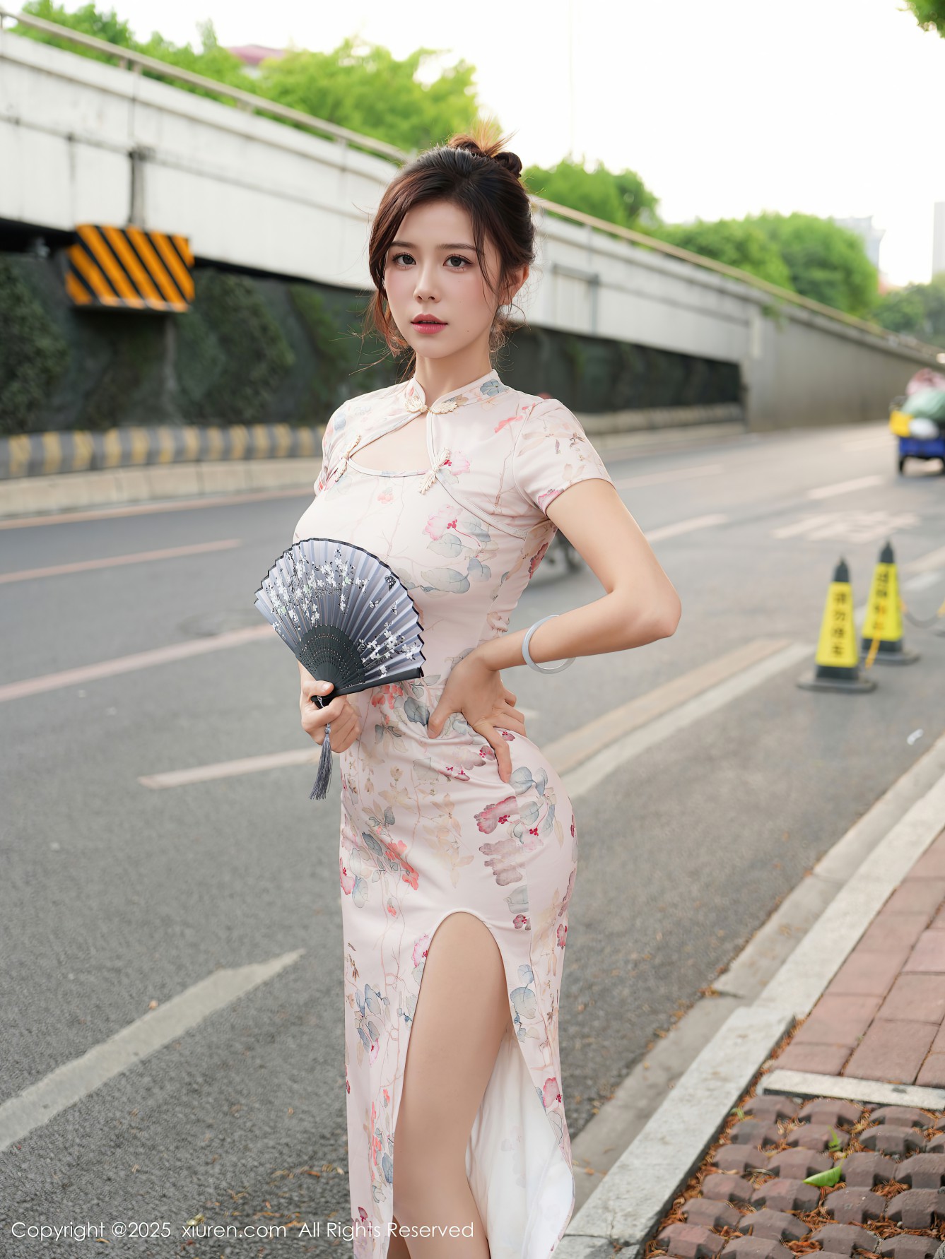 [XIUREN秀人网] 2025.06.17 NO.10419 玫瑰我爱你 [79P-984MB]