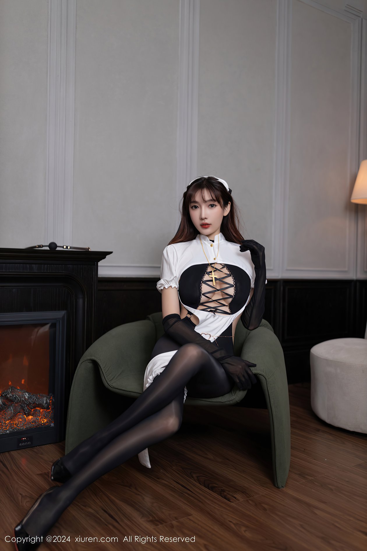 [XIUREN秀人网] 2024.09.26 NO.9216 陆萱萱 [77P-774MB]