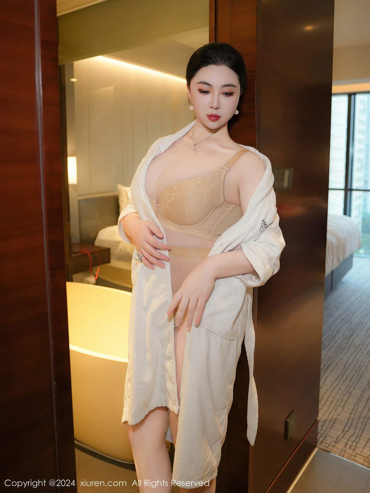 [XIUREN秀人网] 2024.12.02 NO.9534 风景尤美 [65P-722MB]
