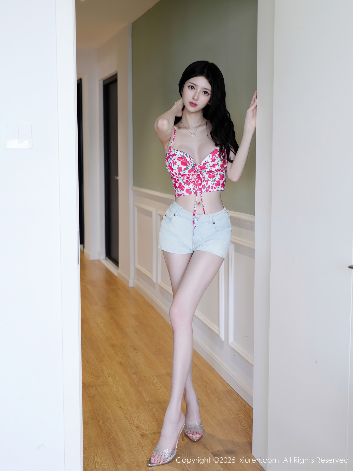 [XIUREN秀人网] 2025.06.20 NO.10442 白小蝶 [70P-757MB]