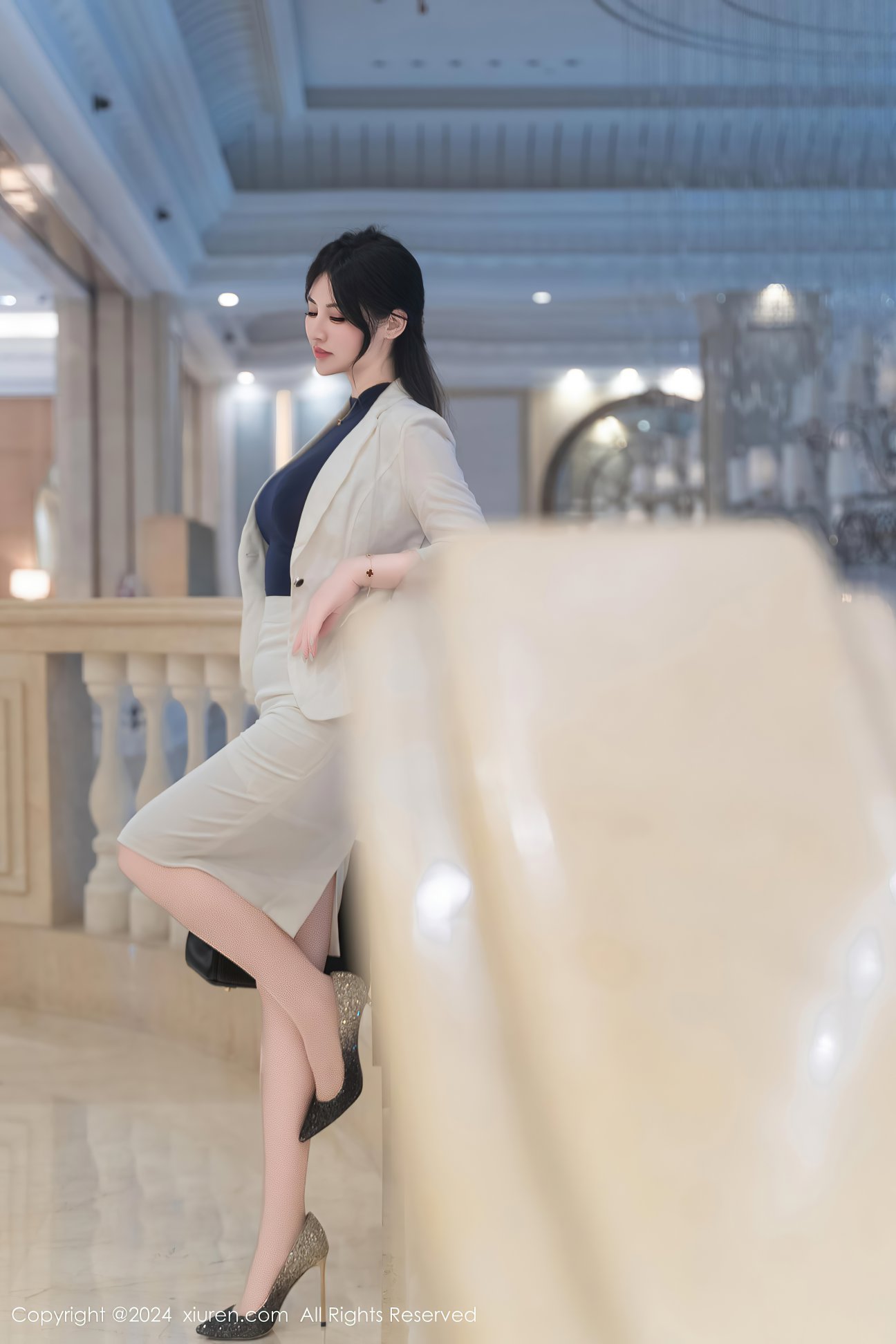 [XIUREN秀人网] 2024.10.21 NO.9319 诗诗kiki [98P-854MB]