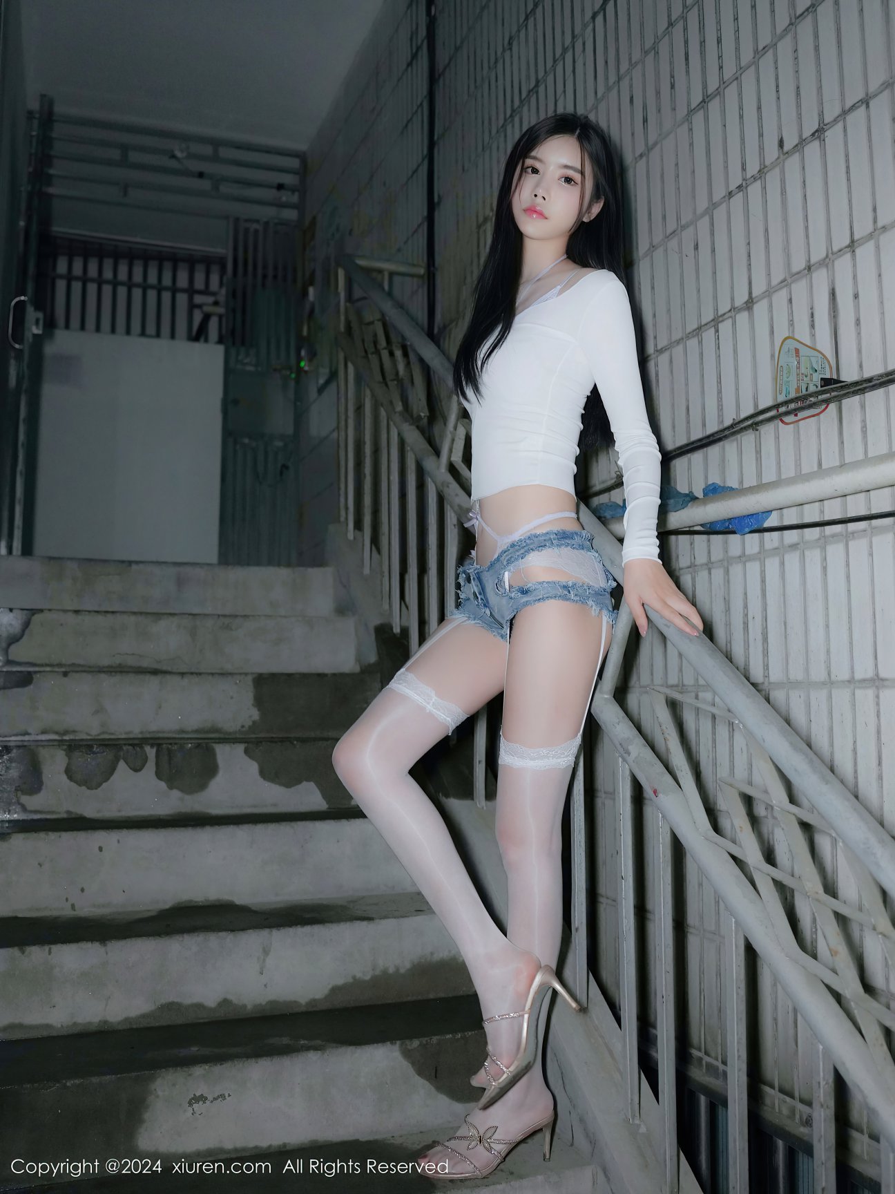 [XIUREN秀人网] 2024.12.13 NO.9598 Erikaki [80P-896MB]
