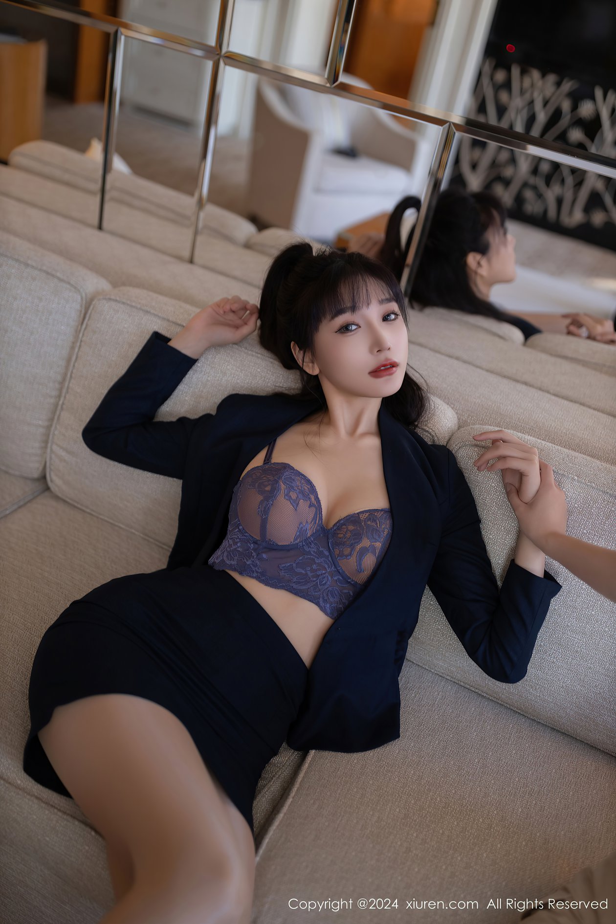 [XIUREN秀人网] 2024.10.10 NO.9263 陆萱萱 [80P-735MB]