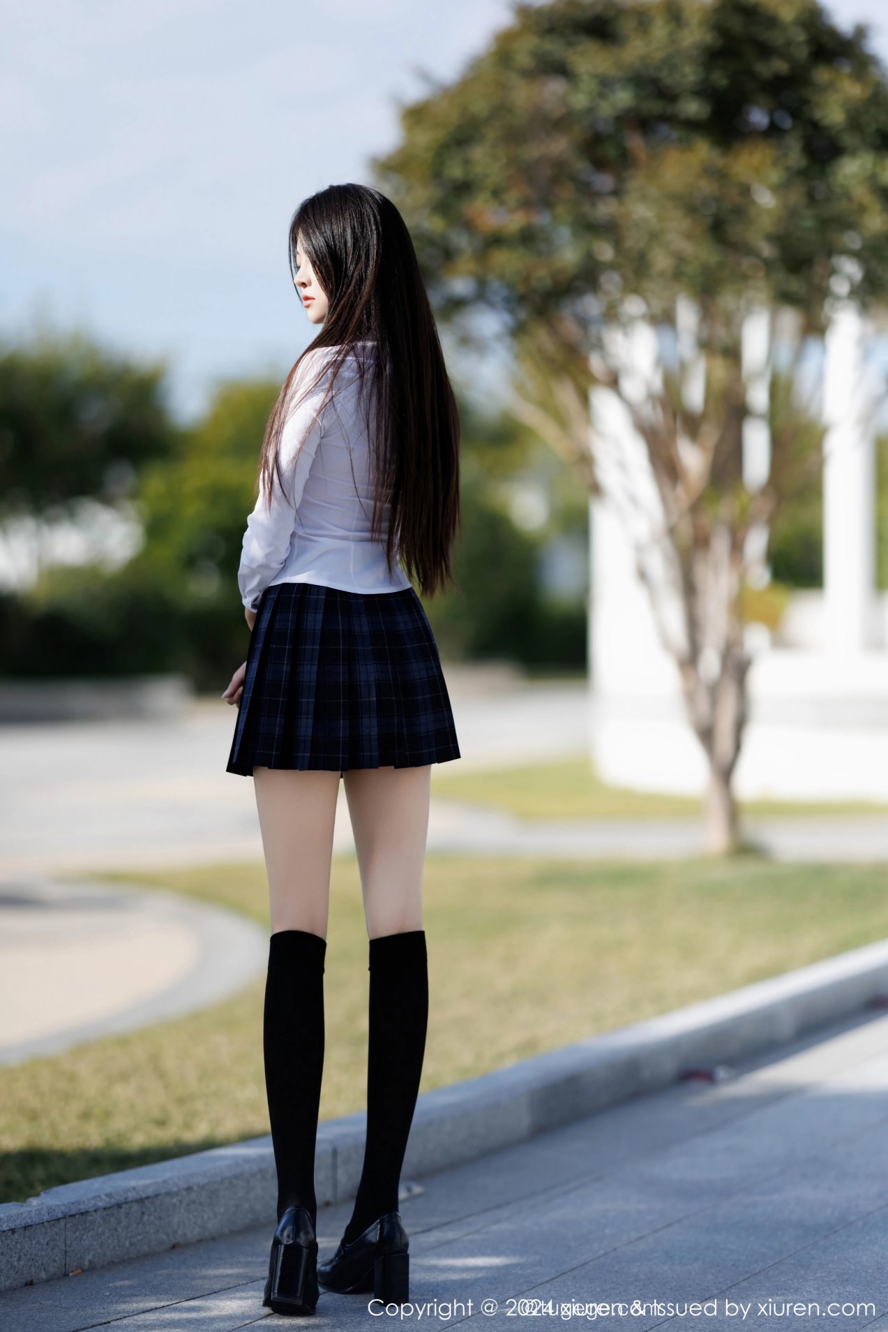 [XIUREN秀人网] 2024.12.30 NO.9682 初梦瑶 [91P-666MB]