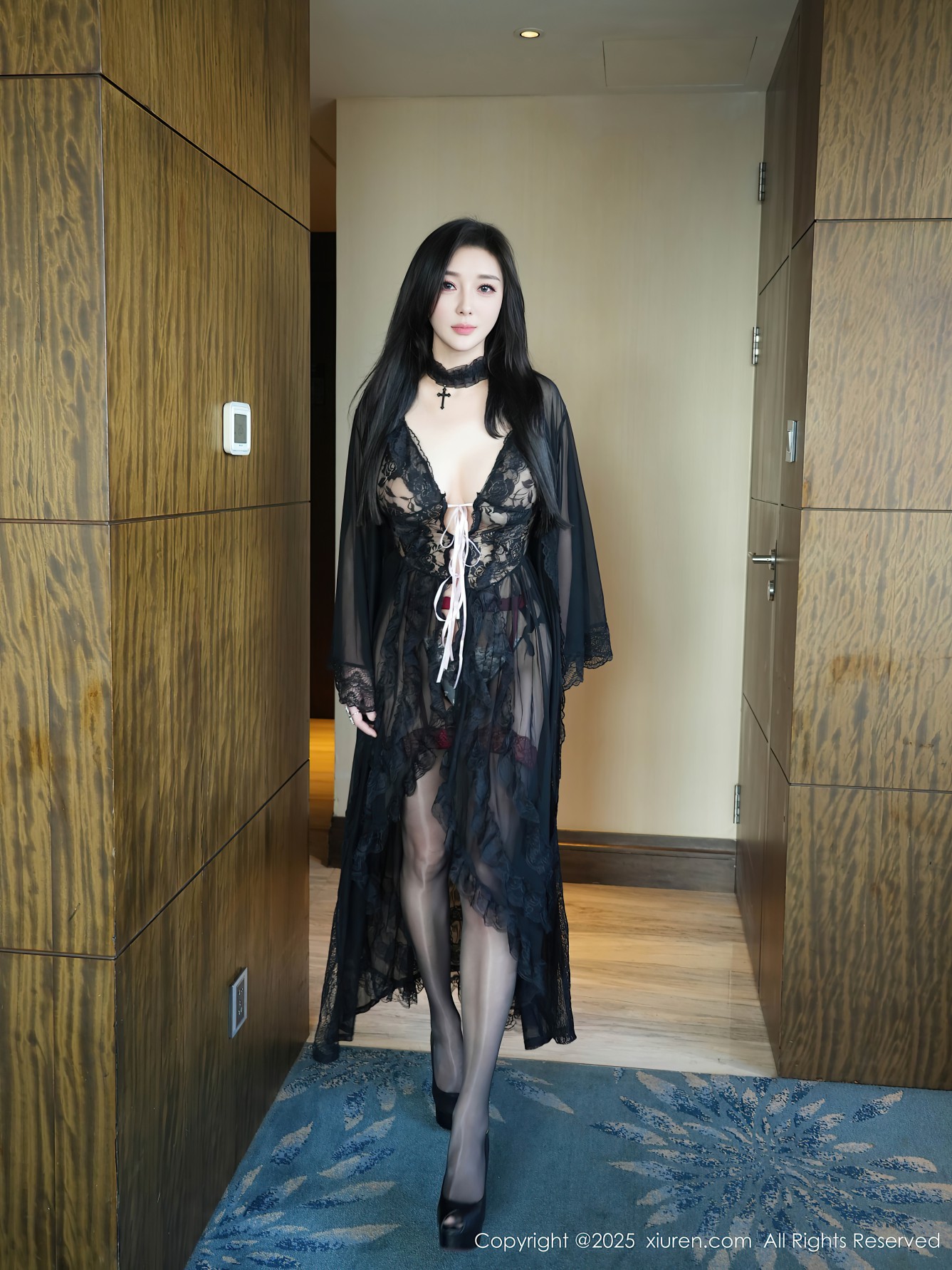 [XIUREN秀人网] 2025.07.01 NO.10490 苏一诺 [80P-933MB]