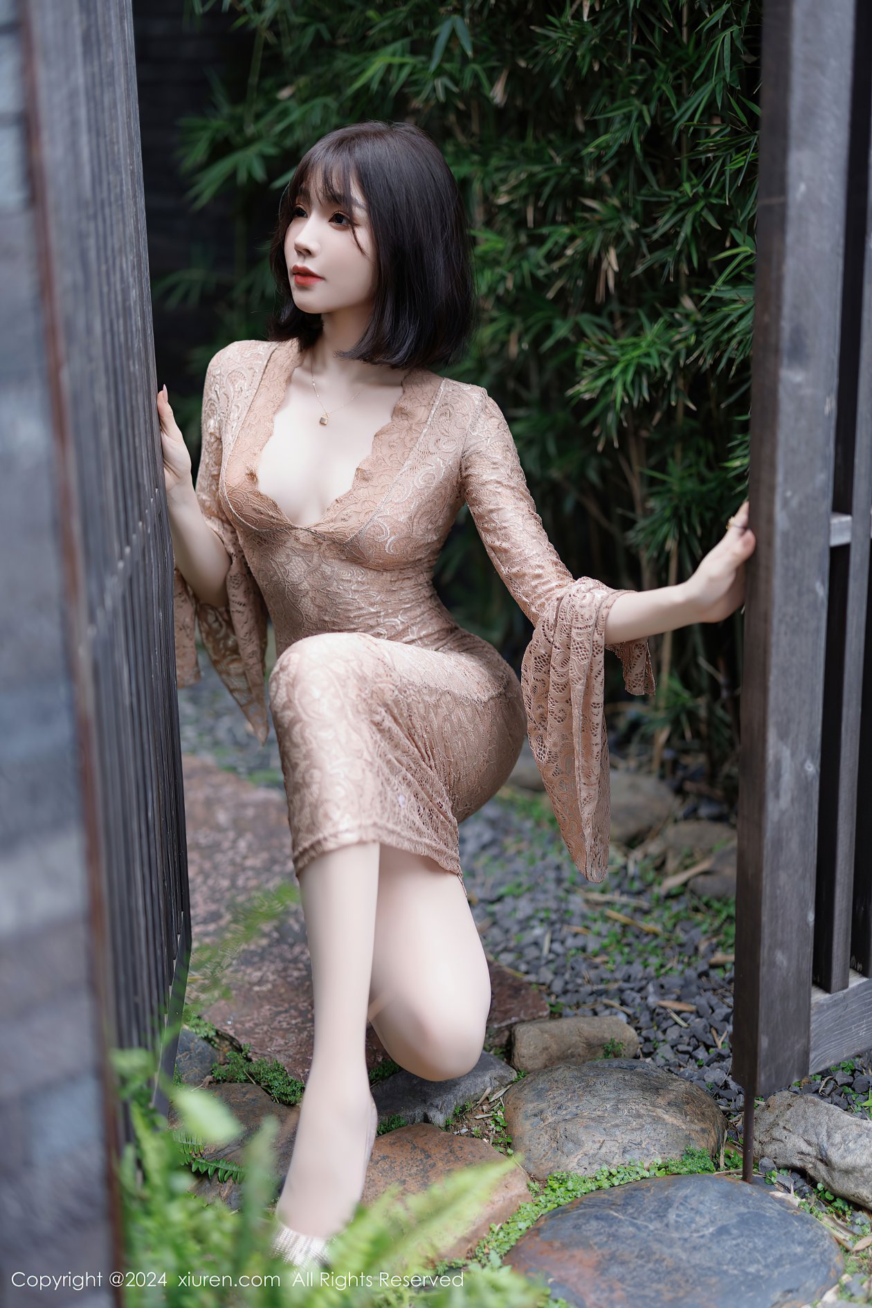 [XIUREN秀人网] 2024.11.07 NO.9412 徐莉芝Booty [91P-852MB]