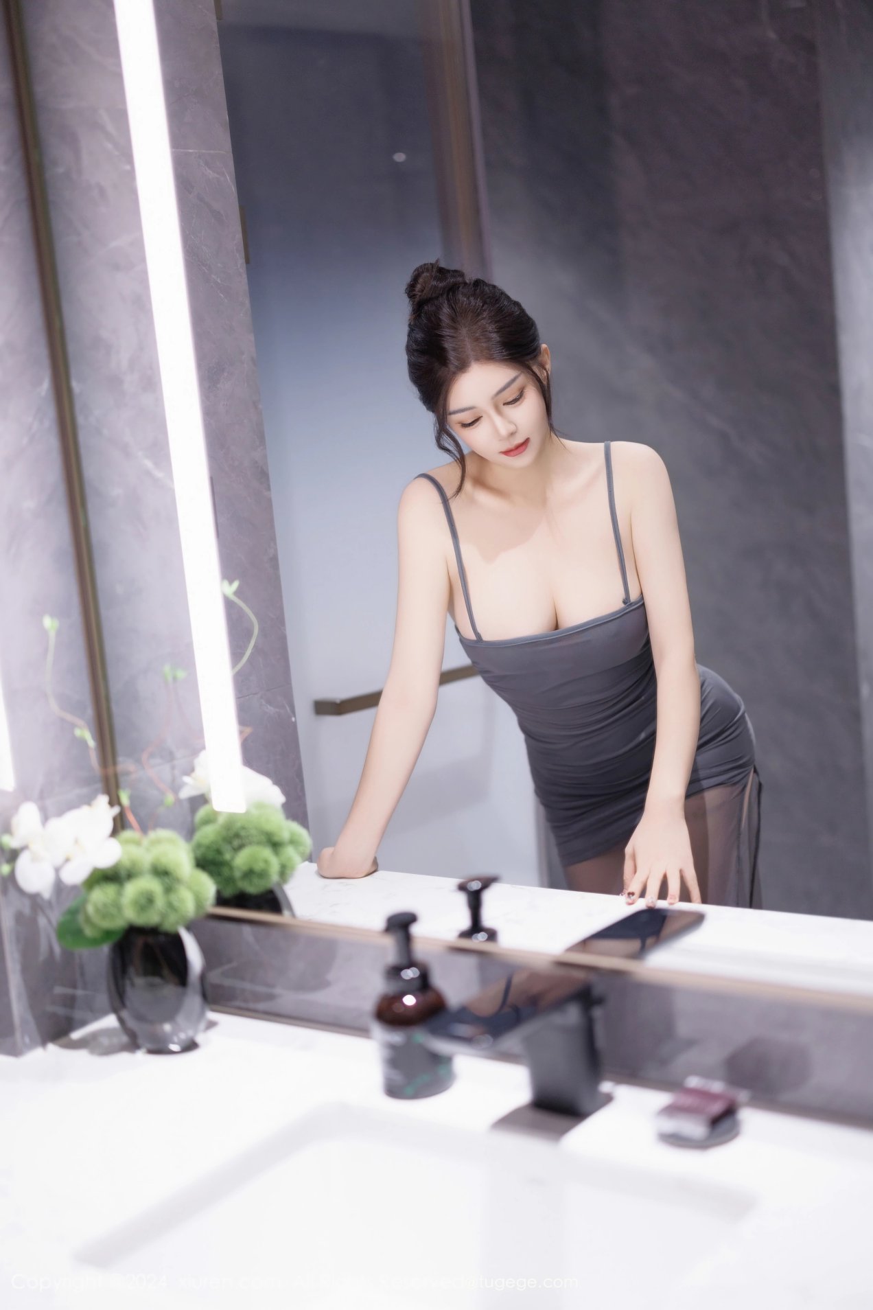 [XIUREN秀人网] 2024.09.02 NO.9101 徐莉芝Booty [90P-670MB]